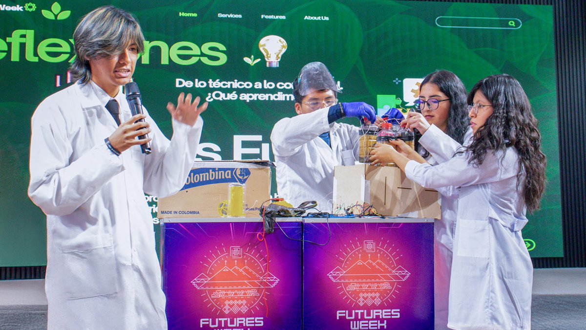 noticiasfides's tweet photo. 🔵 #GrupoFides | #InnovaciónyEducación #Unifranz ¿𝐐𝐮é 𝐞𝐬 𝐅𝐮𝐭𝐮𝐫𝐞𝐬 𝐖𝐞𝐞𝐤? 𝐉ó𝐯𝐞𝐧𝐞𝐬 𝐝𝐢𝐬𝐞ñ𝐚𝐧 𝐟𝐮𝐭𝐮𝐫𝐨𝐬 𝐩𝐨𝐬𝐢𝐛𝐥𝐞𝐬 𝐩𝐚𝐫𝐚 𝐬𝐮𝐬 𝐜𝐢𝐮𝐝𝐚𝐝𝐞𝐬
Lea la nota aquí 👉 https://t.co/iZkl4I017I #NodoBoliviaMillenniumProject #RIBER #FuturesWeek2026 #2030ConstruyendoFuturos #Agenda2030 #FuturesWeekBolivia