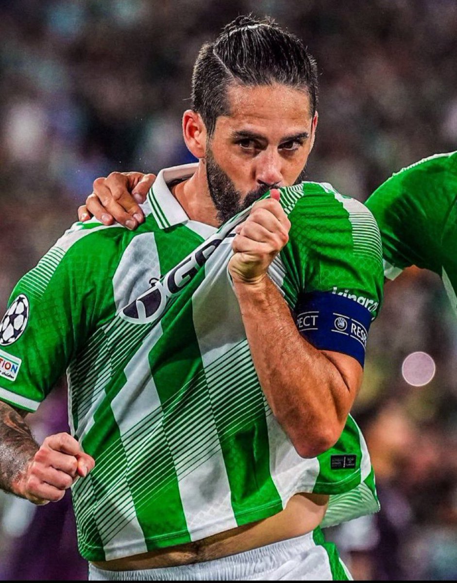 ejcebrian's tweet photo. Gracias padres y gracias a la vida por hacerme del @RealBetis https://t.co/B1IFh3xkTA