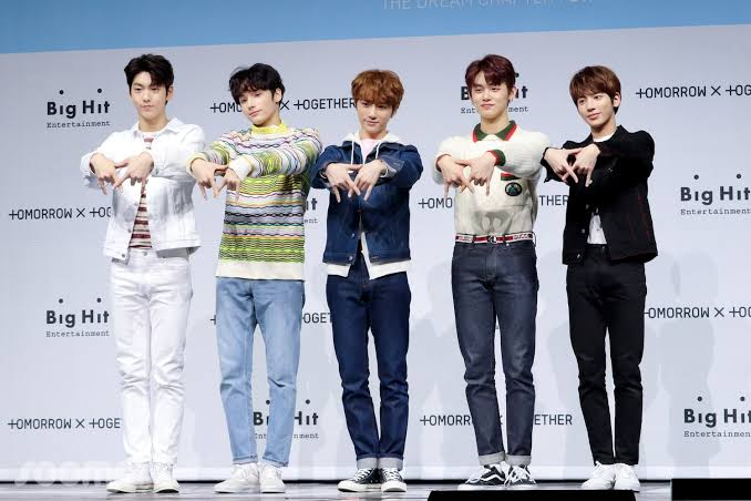 MOASongofStars's tweet photo. Trivia Question: Which TXT member created the group’s iconic hand gesture/sign (the one that was ultimately chosen)?

#2026MAMAVOTE #TOMORROWXTOGETHER https://t.co/XZJqEjZoes