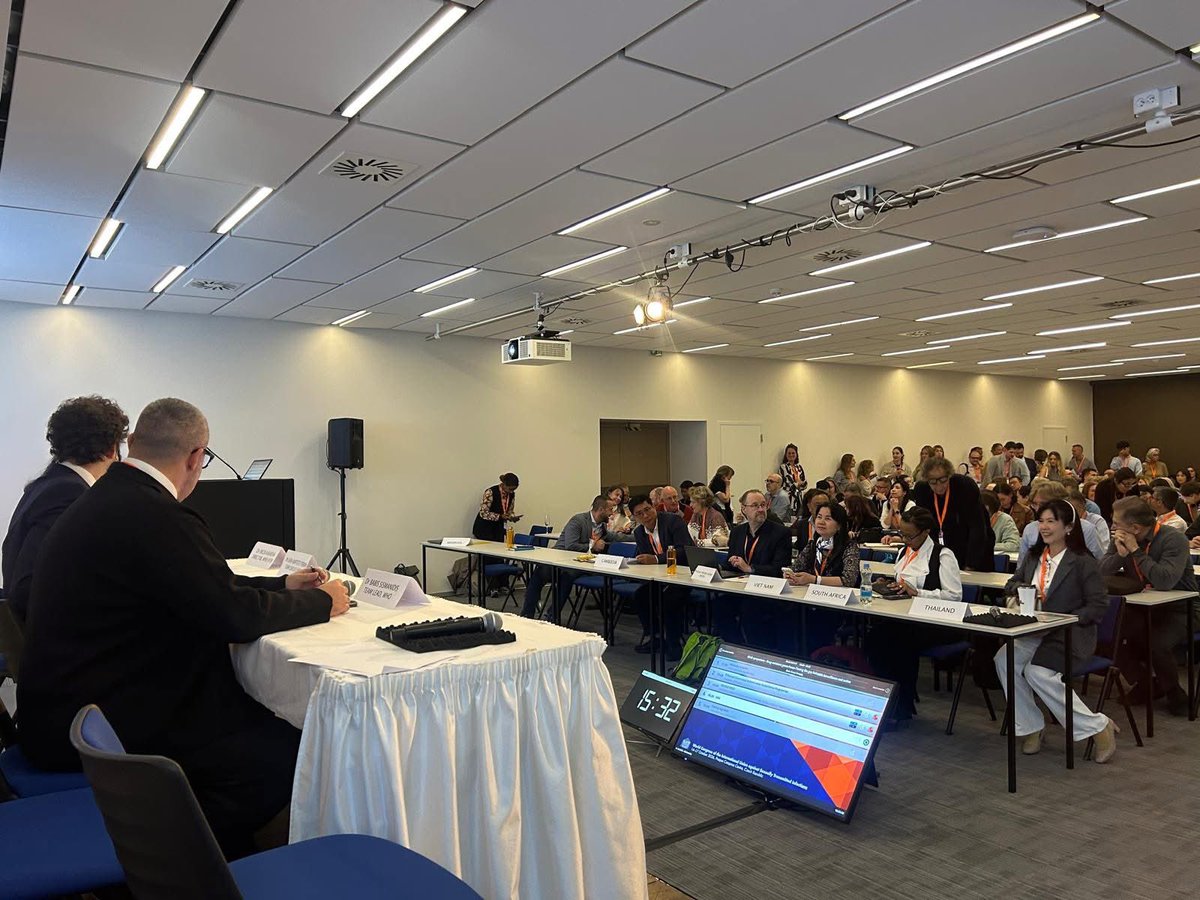 TerezaKasaeva's tweet photo. Full house at the @WHO symposium on drug-resistant gonorrhoea at #IUSTI2026!
Co-chaired with EU HERA, with insights from 4 countries and the WHO Collaborating Centre for Gonorrhoea and STIs in Sweden.
Turning surveillance into action is critical to tackling #AMR! #EGASP https://t.co/Ow4uzQcCQL
