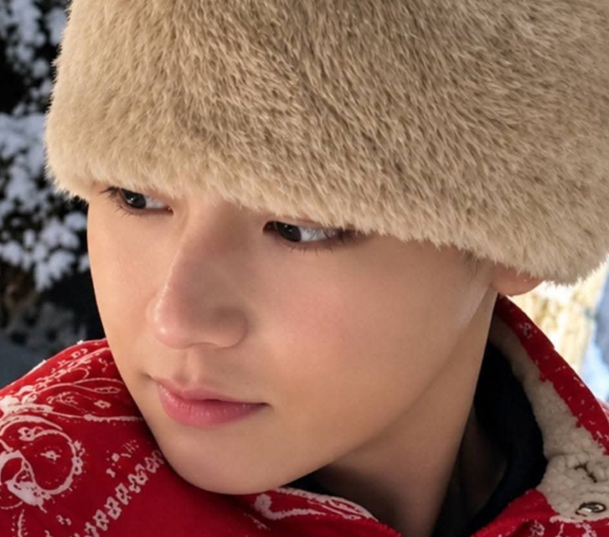 aprilthyng's tweet photo. My baby🐻💚 https://t.co/5a33PGhjfn