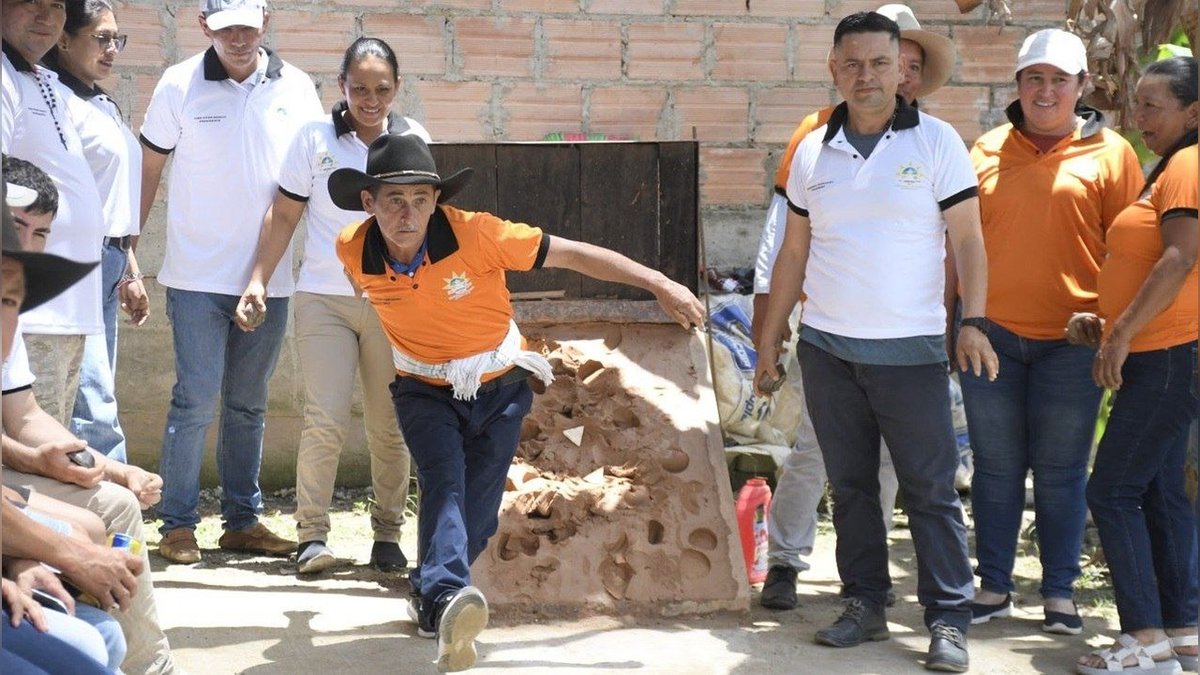 boyacasietedias's tweet photo. Por primera vez en Boyacá se realizará un Torneo Nacional de Maxitejo 

👉https://t.co/LVCgJrTaYH https://t.co/V71c3vv2yA