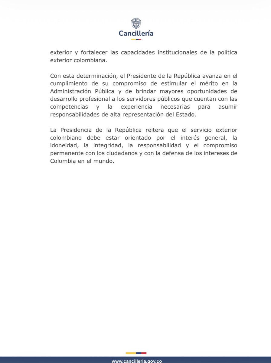 CancilleriaCol's tweet photo. 🇨🇴 El Gobierno Nacional fortalece el mérito y la profesionalización del servicio exterior colombiano.

El presidente de la República, @ABDELAESPRIELLA, ha decidido designar a varios funcionarios de la Carrera Diplomática y Consular de Colombia para desempeñarse como embajadores y jefes de misión en el exterior. 👇🏻