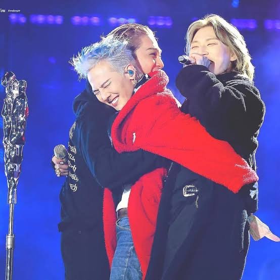 Ferrch98's tweet photo. Voto por #BIGBANG #2026MAMAVOTE 
💛 https://t.co/xGrsroJrsZ