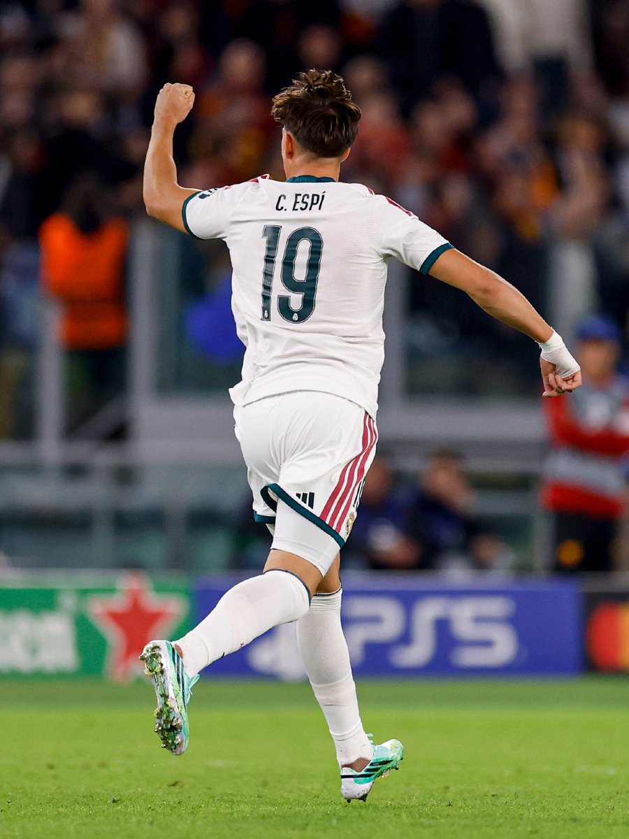 realmadridfra's tweet photo. 🎙️ C. Espí : '' C’était de la folie ! '' https://t.co/CDWwDBEahP