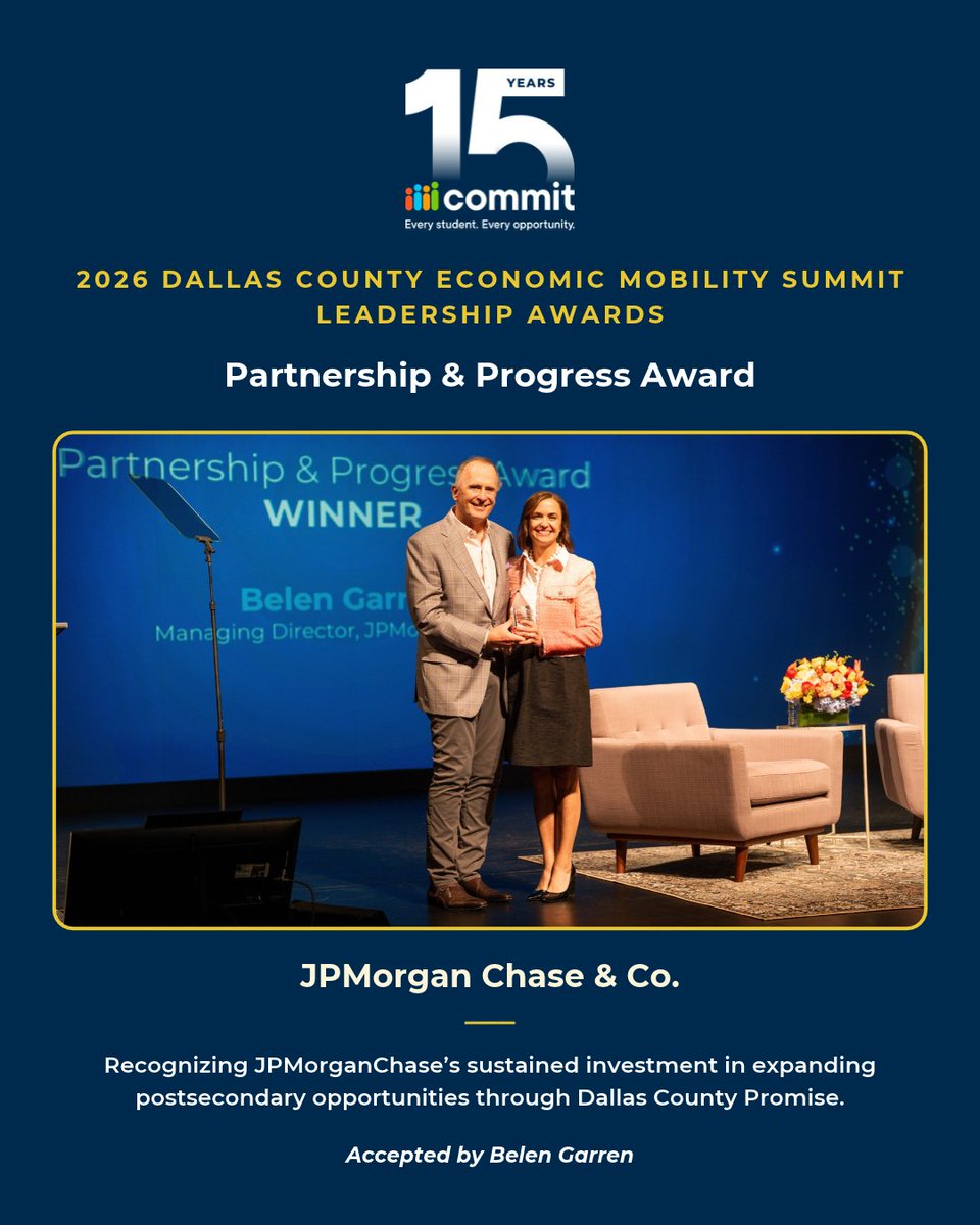 Commit2Dallas's tweet photo. Postsecondary success means more than getting into college. It means completing a credential and entering a living-wage career.

We recognized @jpmorgan with Commit's Partnership and Progress Award, accepted by Belen Garren, for its sustained investment in @DallasCoPromise.

Learn more about the Partnership and Progress award here: https://t.co/jsdFBaGwpM