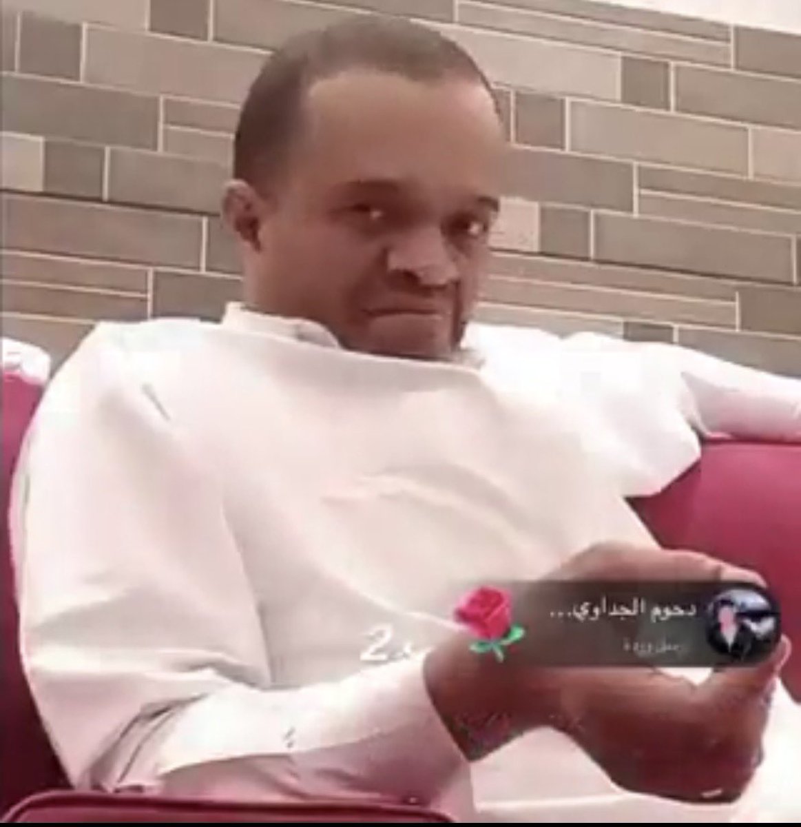 Saudii99z's tweet photo. نظراتي لشغالتنا لانها قد اشتغلت في دبي https://t.co/uVt2m3U03G