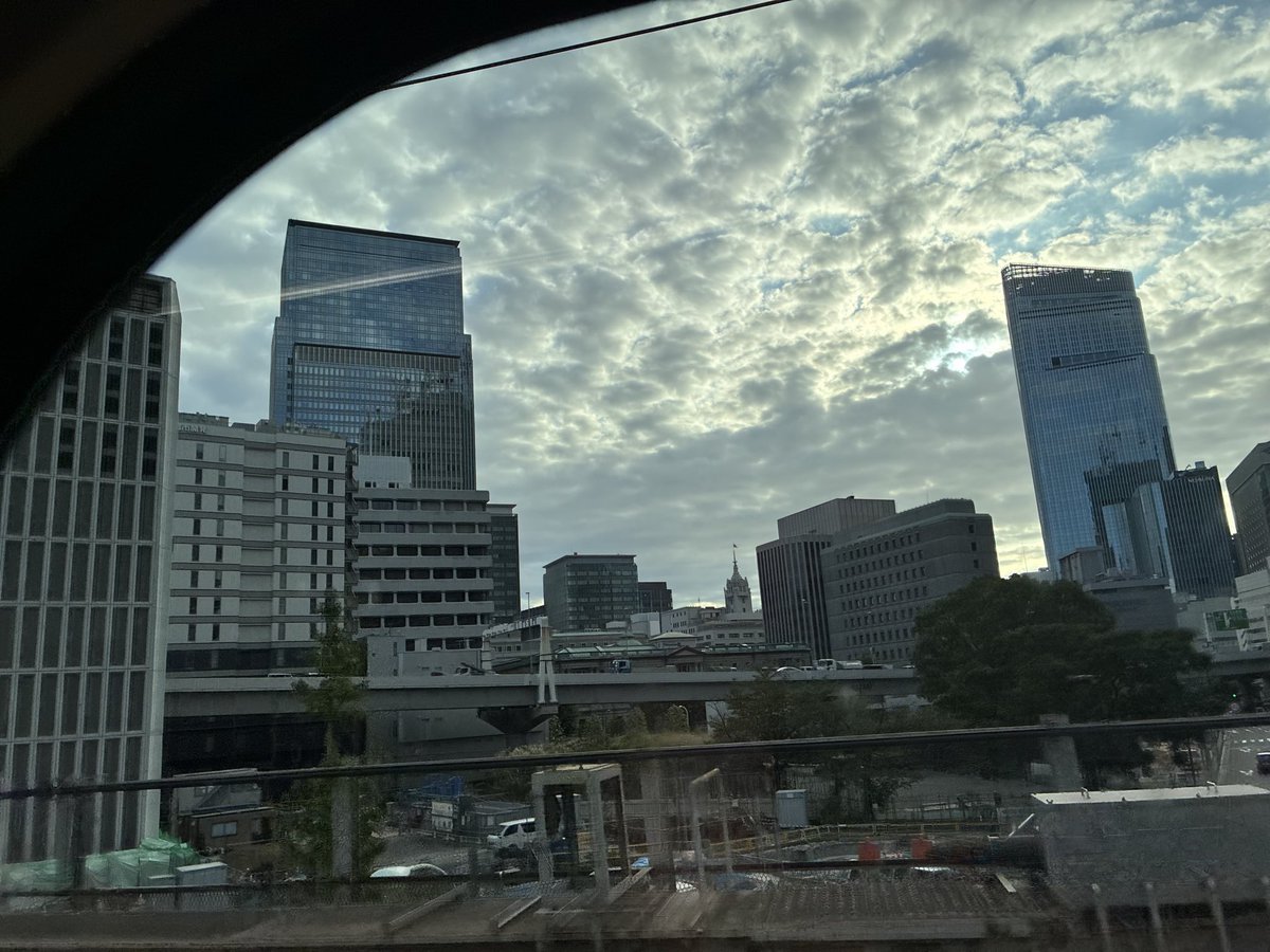 murasame1215's tweet photo. 旅してきます( ᐛ )
ε=ε=ε=ヾ(´∀｀*)ﾉ ｲｯﾃｷﾏｰｽ https://t.co/DBr6lI4kOJ