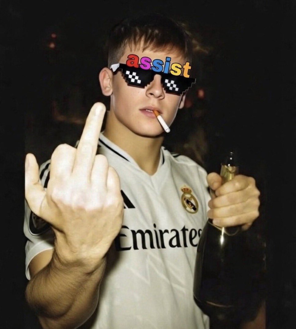 szgzc's tweet photo. @realmadrid https://t.co/LTj2aoBiDo