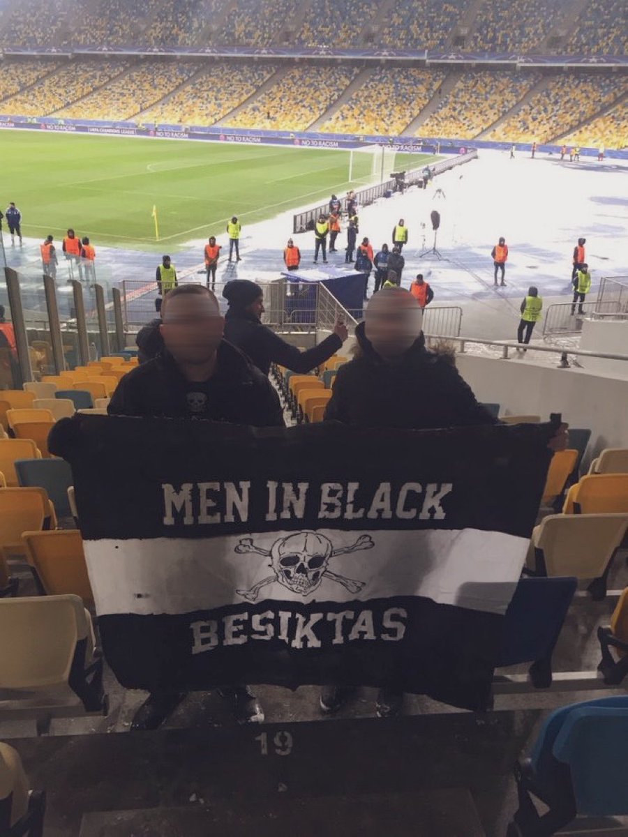 hardcore34_'s tweet photo. MEN IN BLACK, BESIKTAS SYMPATHIZERS 👍🏻 :) https://t.co/jZQQSdkUNH