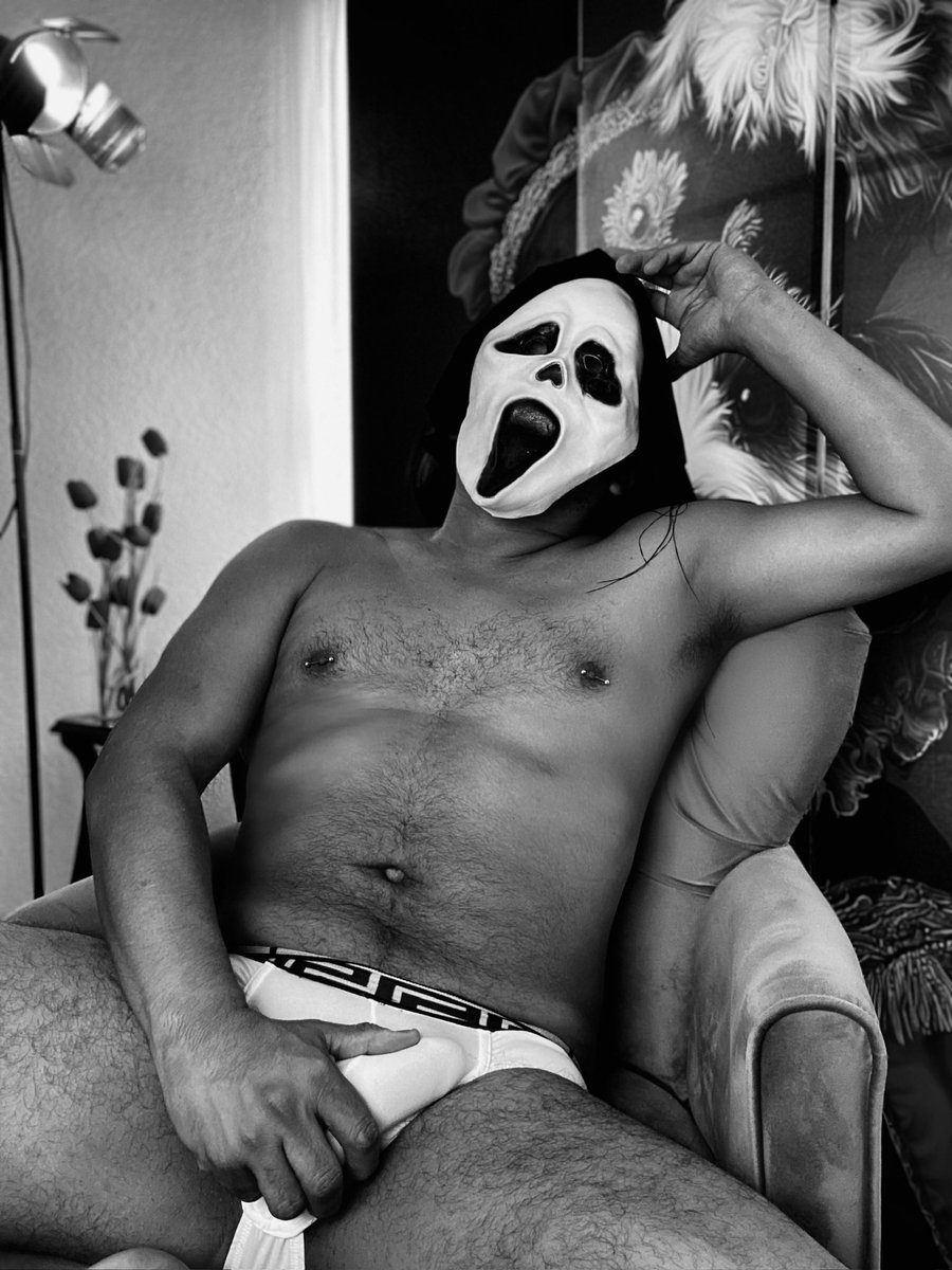 RAFAELSUE's tweet photo. Ya se viene halloween 2026 🎃👻 https://t.co/sKNwievlif