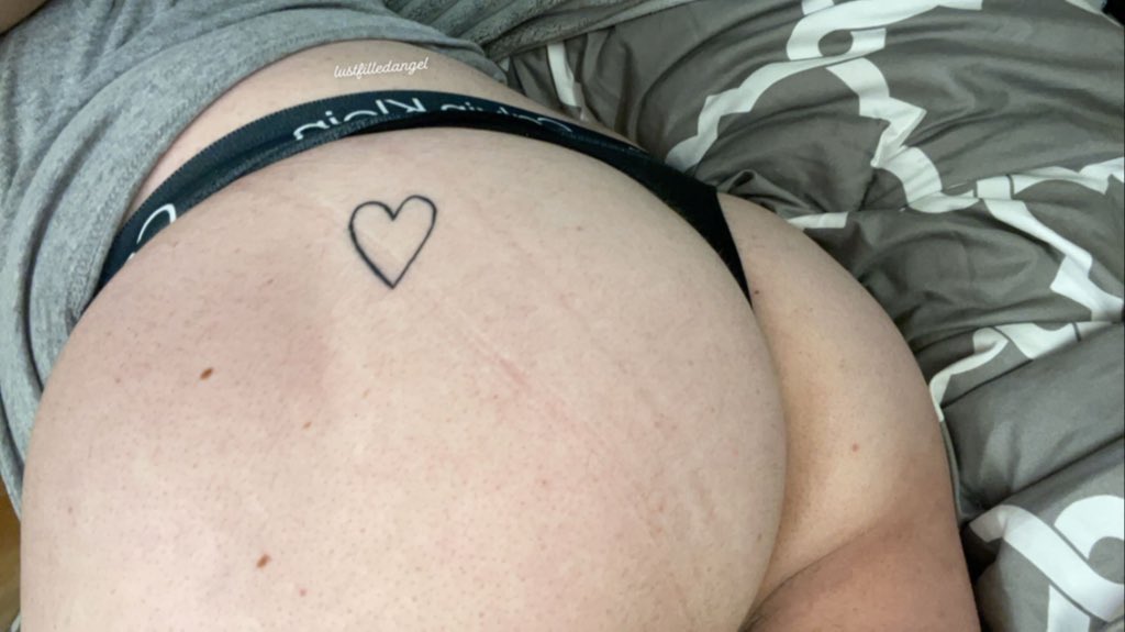 CHAlNEDANGEL's tweet photo. — ༺❀༻
                 —✮ not new to nsfwtwt 

     ༻✧༺ madi — she / her ; 23 ;
                        switch (sub+++) ; bi ;
                    soft &amp; hard kinks ༻✧༺

                   ↻ / ♡ for mutuals

      —✮ https://t.co/h8uhMDb0VK https://t.co/pi8ZEzmf4k