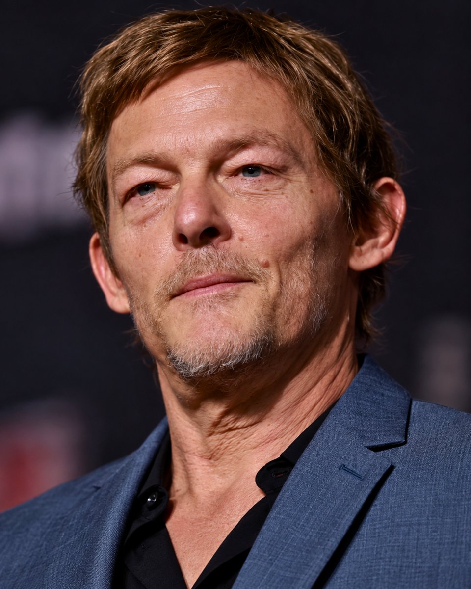 TvTWD's tweet photo. نورمان ريديس عن علاقة داريل و كارول :

"من الرائع أننا أبقينا علاقة داريل و كارول في إطار الصداقة، هناك مجتمع كامل من المعجبين الذين يشجعون العلاقات الرومانسية بين الشخصيات، وهم أشخاص شرسون جداً بالمناسبة! لقد شاهدت أشياء جنونية على الانترنت".

#DarylDixon https://t.co/TUTx55iFXk