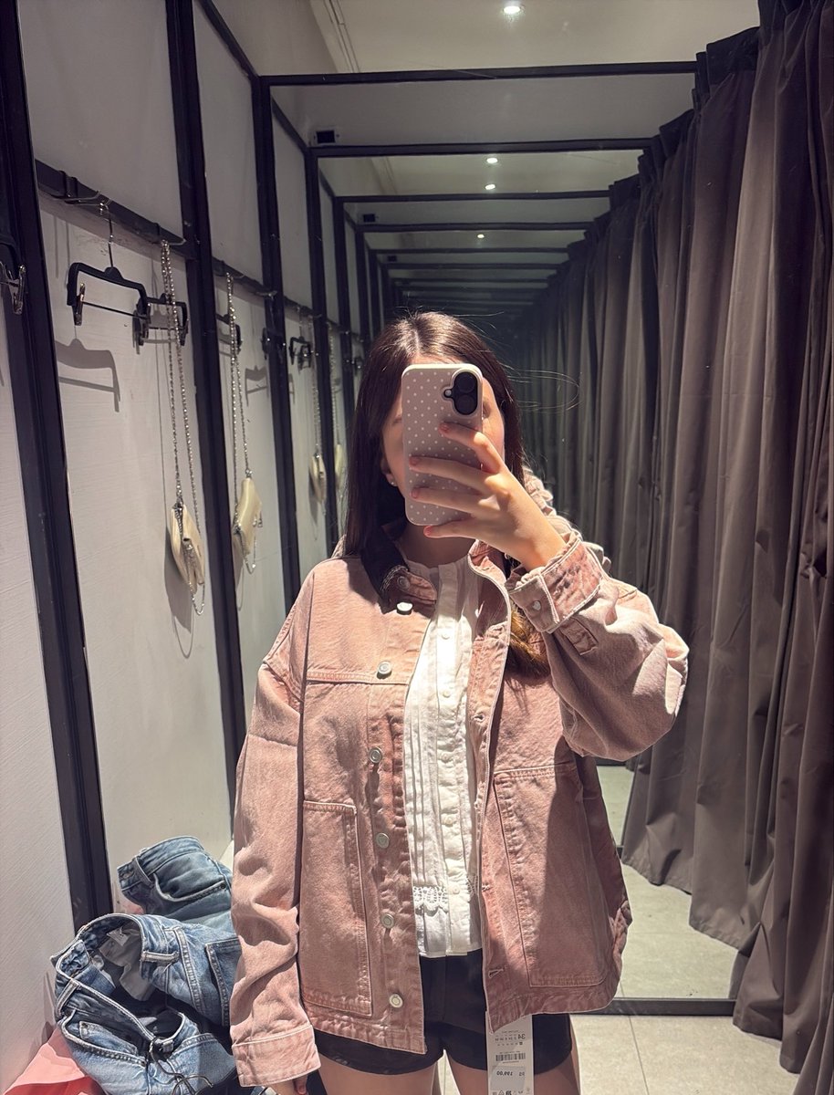 starcandygoo's tweet photo. jaqueta liinda q comprei e amando essa combinação de rosa com marrom https://t.co/7BcSvMU9dW