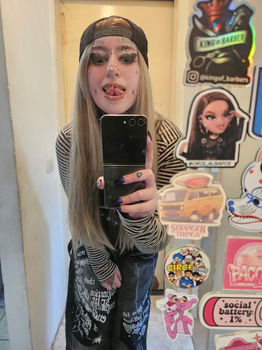 Pandemoni0o's tweet photo. Compren contenido <3 fotito a elección a $3500 ars 🩵

#nsfw #tecitoapp #tecito #babygirl #paginaazul #sugardaddy #sexy #egirl #emo #tonguesplit #onlyfans #of #contenido #alternativegirl #piercing #tattoos #bodyart #suicidegirls #cosplay https://t.co/OXgYe2ld6o