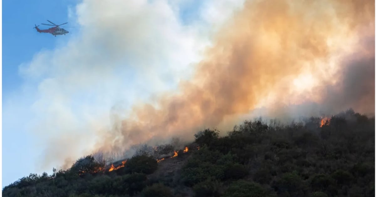 UrgentComm's tweet photo. PG&amp;E warns of Calif. shutoffs as fire conditions threaten grid dlvr.​it/TVw6fZ https://t.co/e3AD0MeWyk