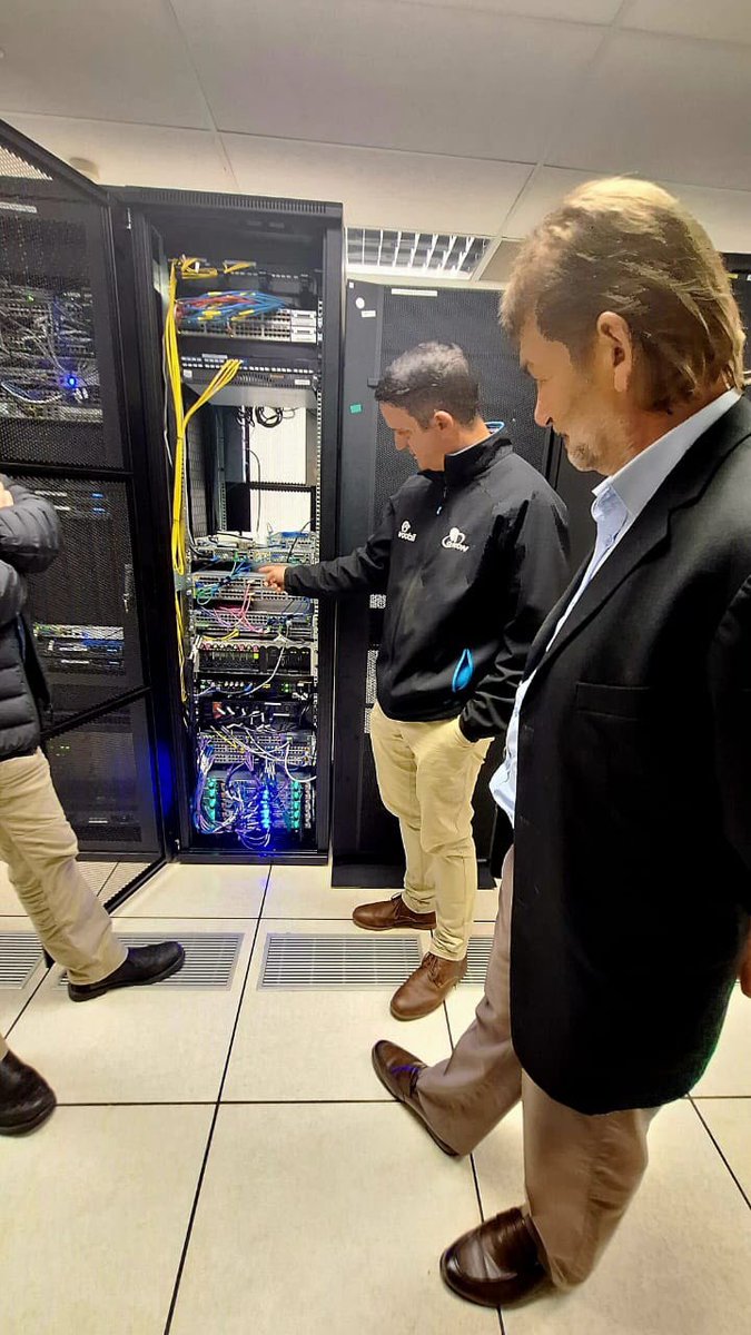 iDirect's tweet photo. Milestone unlocked: Intuition Unbound is now deployed at Q-KON

This milestone demonstrates how a software-defined approach to ground infrastructure can simplify modernization, creating new opportunities for growth. Learn more: https://t.co/roorJHV9DP

#STEngineering #Innovation https://t.co/MD4tPekFFH