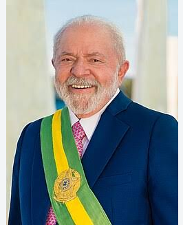 Mario_shitpostB's tweet photo. 🚨URGENTE🚨 Influencer Mount Declara apoio ao Lula: 

"sim, sou a favor da pauta 'crianças trans existem', inclusive minha sobrinha é trans, ela me ajudou a esquecer da minha ex namorada tóxica. Minha sobrinha é delici-, digo, é um amor de pessoa...e é por isso que meu voto é 13" https://t.co/u0gYxczM6y