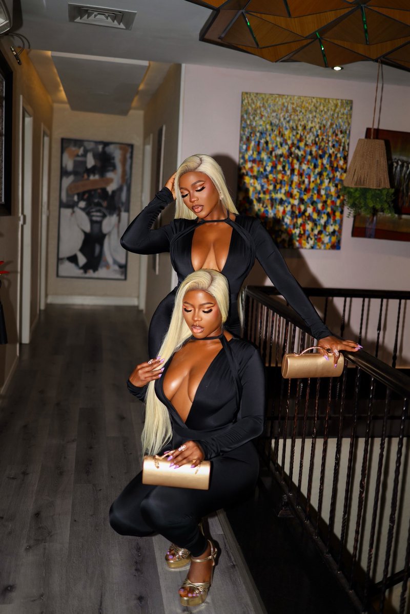 WannixHandi's tweet photo. Unmatched. Unbothered. Unforgettable.
🖤🖤🖤 https://t.co/lTVXb4n4Tx
