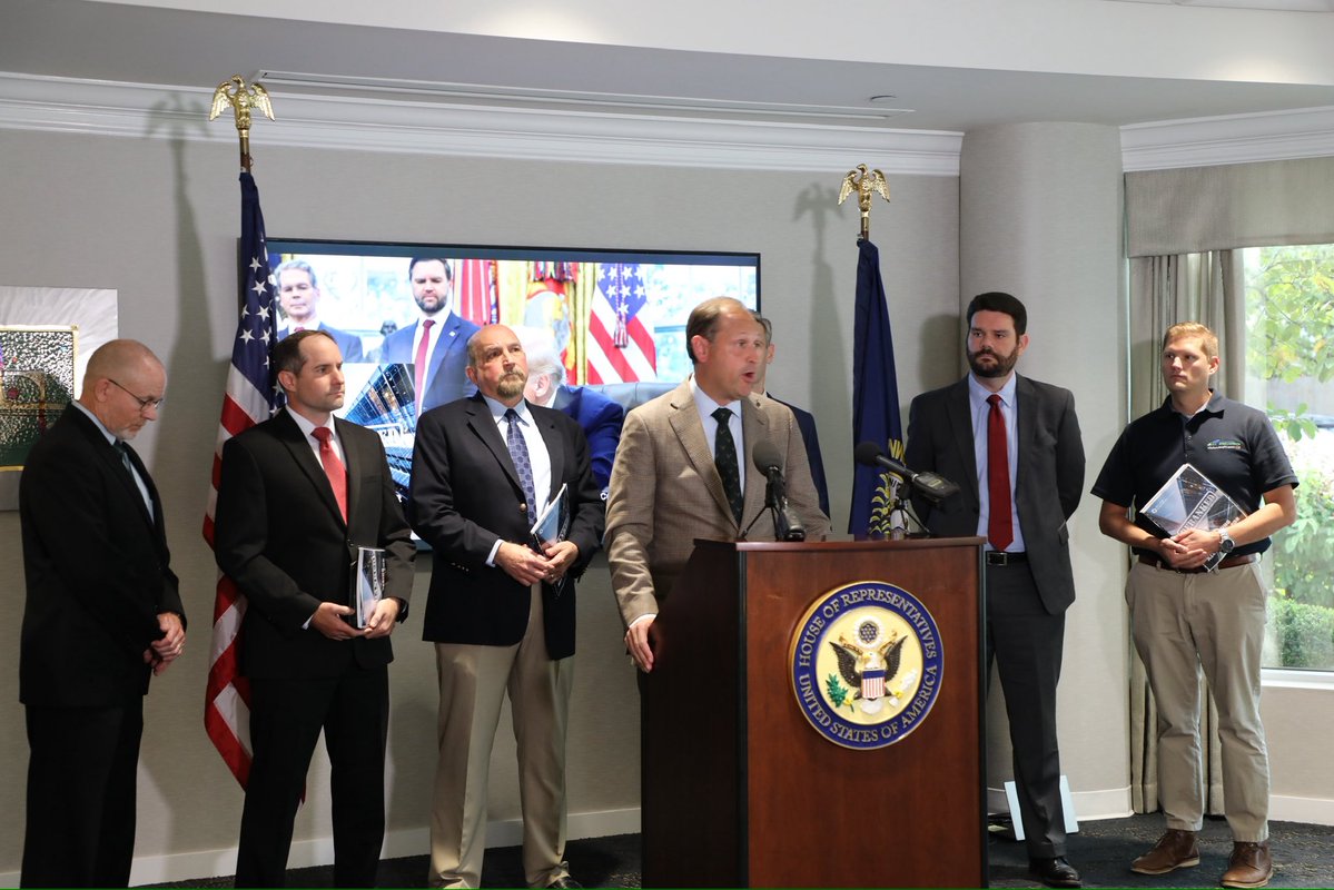 RepAndyBarr tweet picture