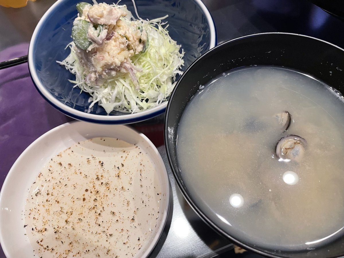 elleair426's tweet photo. 餃子🥟パーティー🥳🎉
みんなに包んでもらったー✨うまうま😊 https://t.co/6ufUPMCSMa