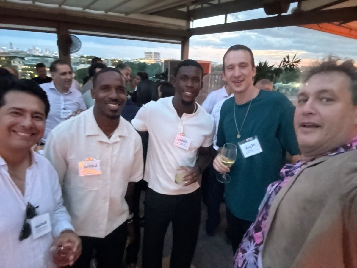 the_hoch's tweet photo. Last week was the MIT Miami Club and Canes Club mixer. Met new people, saw old friends, great event. Several great meetings out of it. https://t.co/kVoPYdvzHk