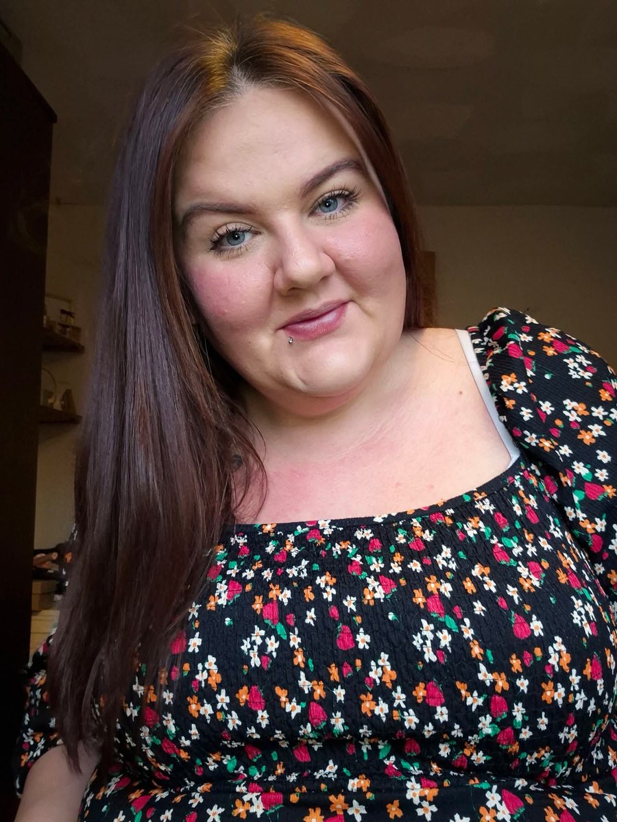 MilaSkyX's tweet photo. Leave me a selfie in the comments 🤳 

I want to see you all 🥰 https://t.co/AdQ0a2IJ10