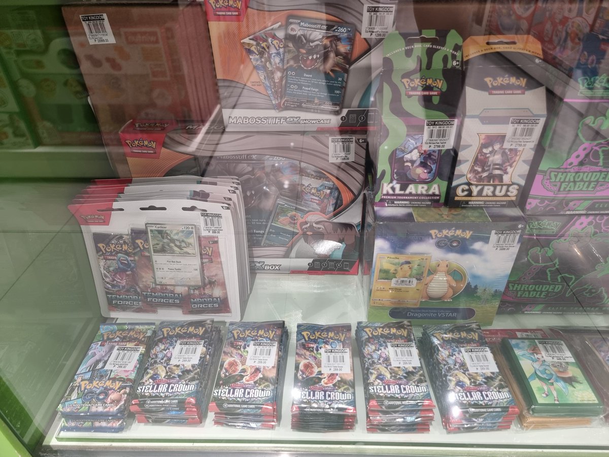 shiro_dev's tweet photo. 数年までは普通にポケモンもワンピースも買えてたのになんでもう買えないんだ....。
今はユニオンアリーナとデジモンしかない....。
あの頃が懐かしい https://t.co/tVH8QzYlnj
