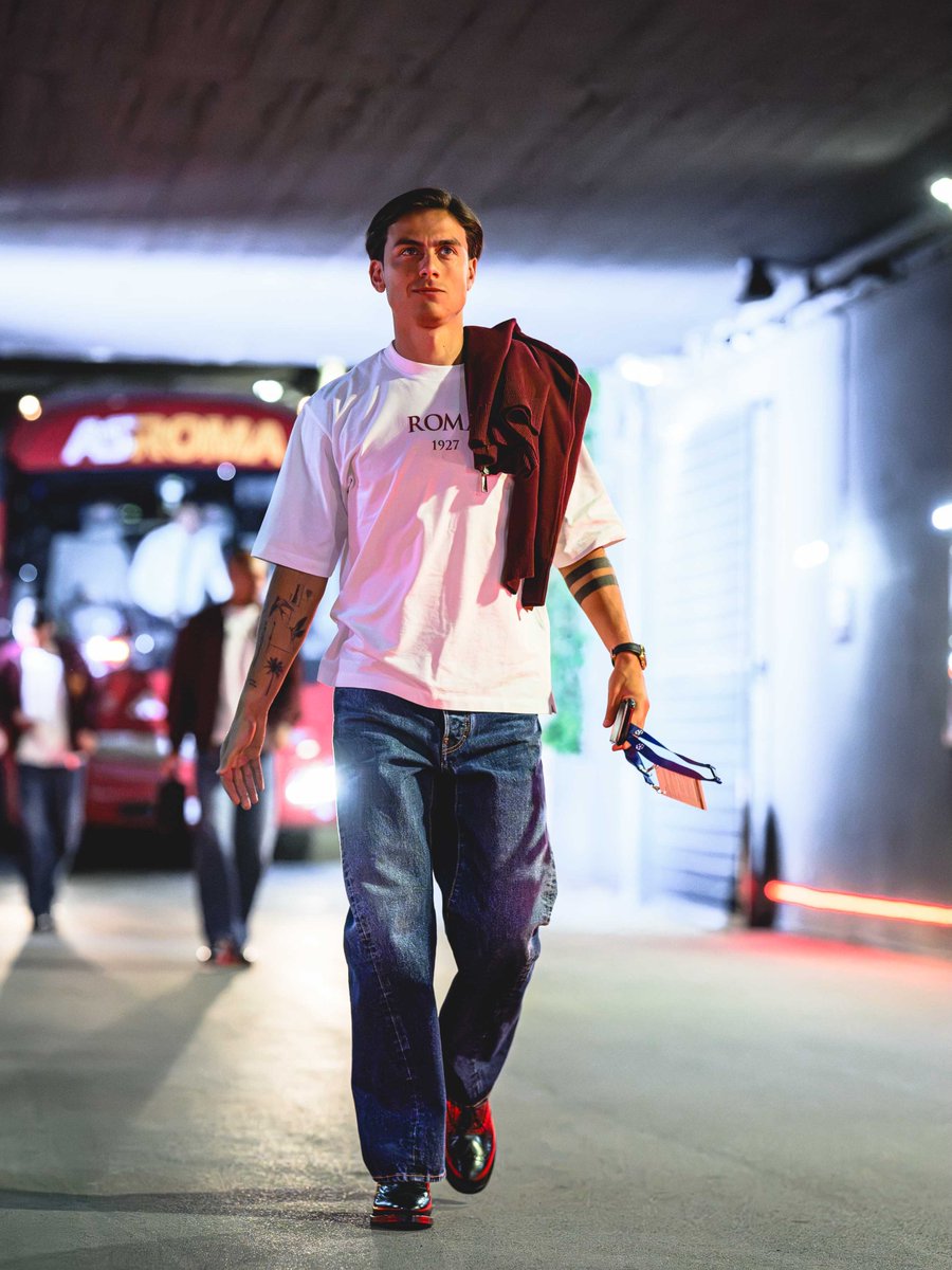 infoPD21's tweet photo. "Llegando con estilo ✨"

AS Roma vía Instagram. https://t.co/zT13UXk9L7