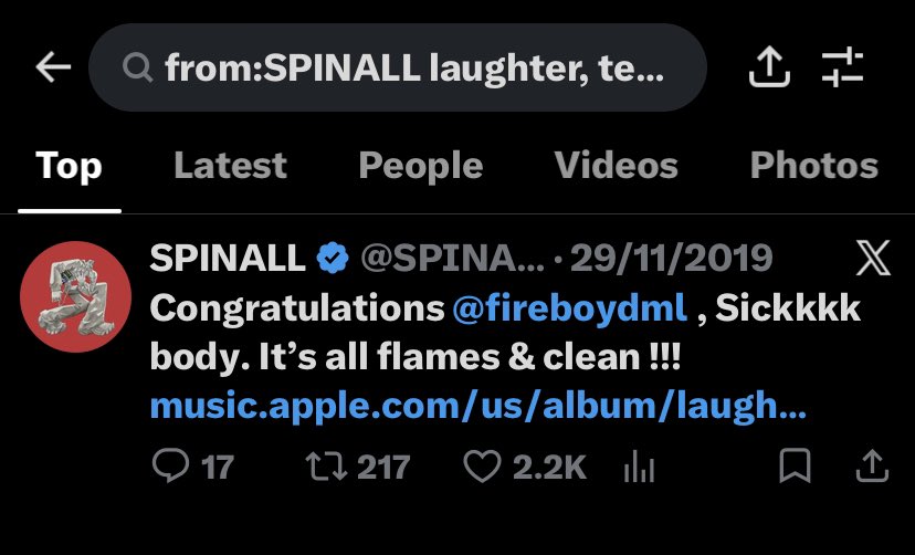Twin_Szn's tweet photo. He has been supporting Fireboy since his debut year. 

You’re blessed, SPINALL ❤️ https://t.co/btTO1DQ32p