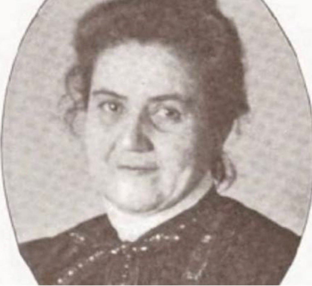 NaijaUGHistory's tweet photo. SHE LOOKED LIKE A SWEET NURSE — BUT “JOLLY JANE” MAY HAVE KILLED 100 PEOPLE

Imagine trusting a nurse with the life of your sick mother, father, husband, wife, or child.

She walks into the room with a warm smile. She speaks gently. She makes jokes. She prays with the family. She looks like the kind of person you would trust without asking a single question.

In America, they might call her a sweetheart.

But in the hospital, they called her “Jolly Jane.”

And behind that cheerful smile was one of the most disturbing serial killers in American history.

Her real name was Honora Kelley, born in Massachusetts in 1854.

Her childhood was anything but happy.

Her mother died when she was still a baby, while her father struggled with severe mental illness and eventually abandoned Honora and her sister at an orphanage.

She was later taken in by a wealthy family called the Toppans.

But there was a catch.

Honora wasn’t officially adopted. She worked as an unpaid domestic servant, constantly reminded that she was not truly part of the family.

Somewhere along the way, she learned an important survival skill:

People believed whatever she told them.

She became an extraordinary storyteller, a chronic liar, and someone who knew exactly what people wanted to hear.

Then, in 1885, she entered nursing school at Cambridge Hospital near Boston.

And this is where the story took a terrifying turn.

To doctors and patients, Jane appeared energetic, funny, compassionate, and completely devoted to her work.

But behind the scenes, she was experimenting with something far more dangerous than medicine.

Poison.

Jane began using morphine and atropine—powerful drugs that could dramatically affect a person’s breathing and heart rate.

She discovered that by manipulating doses, she could make patients appear to slip toward death… and then bring them back.

And she didn’t do it to save them.

She did it because she enjoyed watching them hover between life and death.

According to her later confessions, Jane would sometimes climb into bed beside dying patients, hold them in her arms, and experience a disturbing sense of excitement as she watched them take their final breath.

Eventually, her reckless handling of drugs caught up with her.

She was kicked out of the hospital.

But instead of stopping, Jane simply changed her strategy.

She became a private-duty nurse.

And suddenly, she had something even more valuable than access to hospital patients:

She had access to entire families.

People invited her into their homes.

They trusted her with their sick relatives.

They handed her complete control over medication.

And Jane used that trust as a weapon.

If someone owed her money, they could become a target.

If she became jealous of a friend, that person could suddenly fall dangerously ill.

Even members of her own foster family were not necessarily safe.

And whenever someone died, Jane could transform herself from suspect into grieving caregiver.

She would comfort the family.

She would cry with them.

She would offer them tea.

And sometimes, that tea could contain the very poison responsible for the death they were mourning.

Then Jane made a chilling declaration.

She wanted to kill more helpless people than anyone else—man or woman—who had ever lived.

By the summer of 1901, she had found a new family to care for:

the Davis family.

Over the course of just a few weeks, four members of the family suddenly died while Jane was around.

At first, the deaths looked like tragic coincidences.

But eventually, the surviving relatives started asking a terrifying question:

Why did healthy people keep dying whenever this nurse was around?

They demanded that one of the bodies be examined.

The toxicology results changed everything.

There were lethal levels of poison in the body.

Suddenly, the smiling nurse everyone trusted wasn’t a caregiver.

She was a suspect.

In October 1901, police arrested Jane.