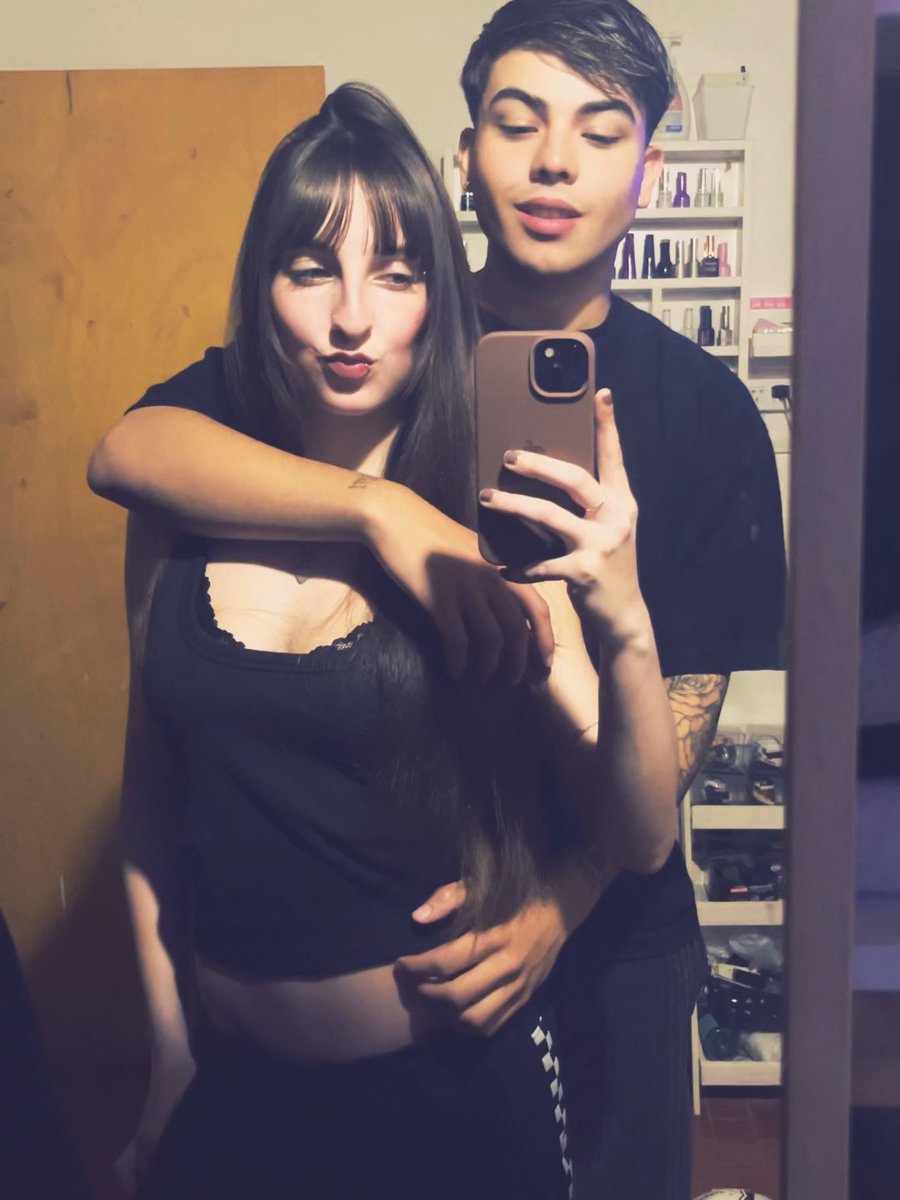 vickysssanchez's tweet photo. La suerte de encontrarte alguna vez
Y sentir que para casi todo hay solución 💘 https://t.co/t6rgnQJtcG