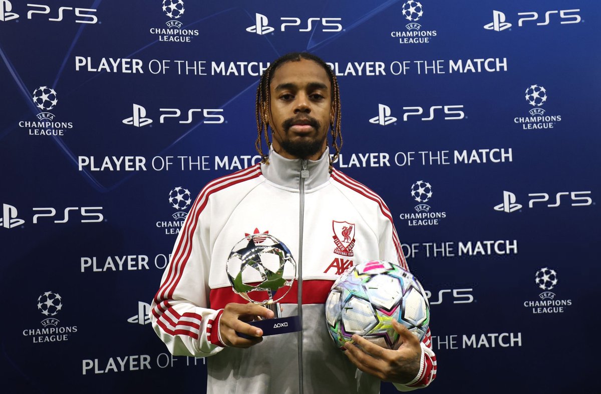 HQpcrt's tweet photo. Bradley Barcola #UCL https://t.co/IN5Kbs5vRx