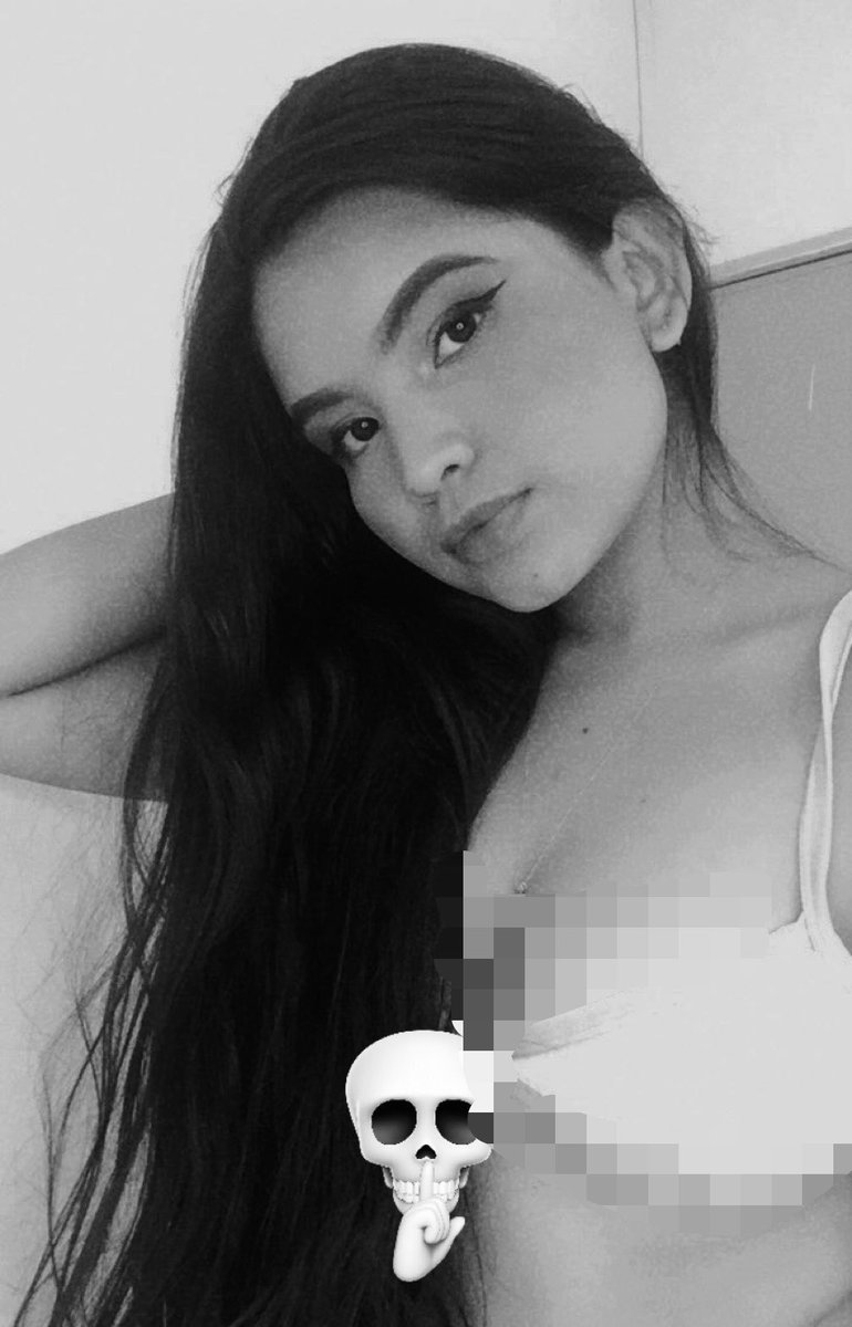 MariaCamilf_'s tweet photo. Í love you? 🤭😛 https://t.co/1534DNgKq5