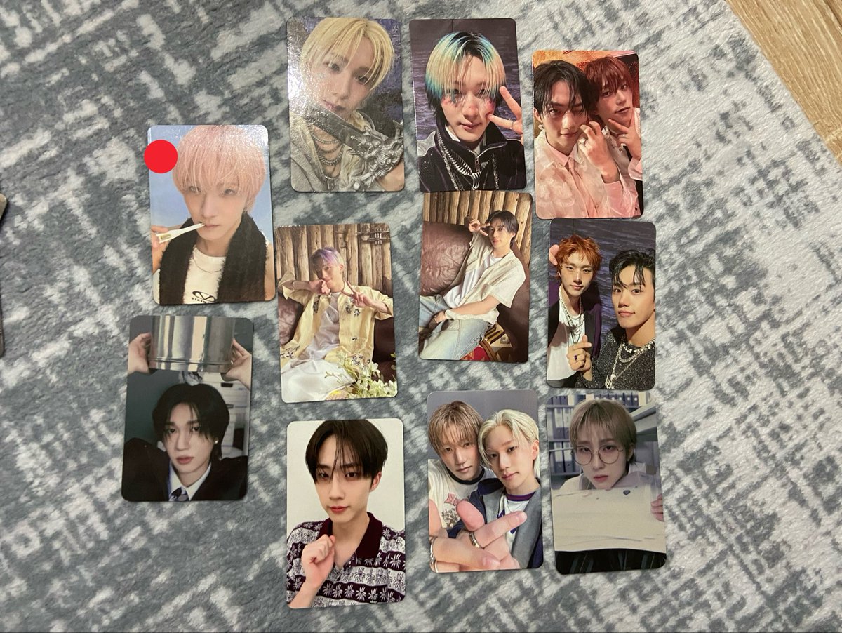 hyunjnmcc's tweet photo. p1harmony satis piwon pc satis p1h satis

su an fiyat piyasasini hic bilmiyorum fiyatlari dmden konusabiliriz o yuzden 

hatta yardimci olabilecek varsa fiyat belirlemede cok sevinirim😭😭 

kirmizi isaretledigim soul hasarli oldugu icin hediye olarak vercem
@bgsatistakass https://t.co/Jqn72jLcxa