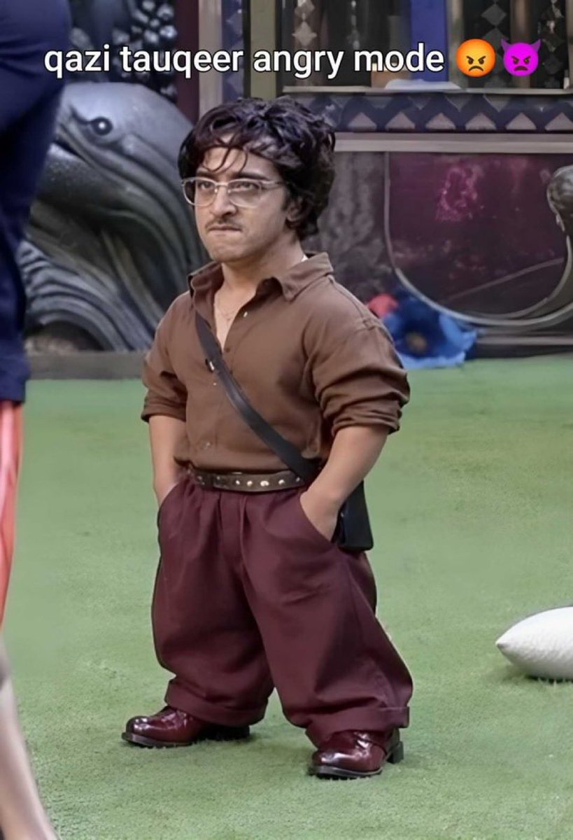Puneet_Jebkatra's tweet photo. Hat jao samne se wrna kuch kr dega bauna 😡👿
#nakuldhull #gullu #qazitauqeer #Biggboss20 #BB20 #livefeed #Biggbosslive #scoutop #yungDsa https://t.co/XKAGxdbreK