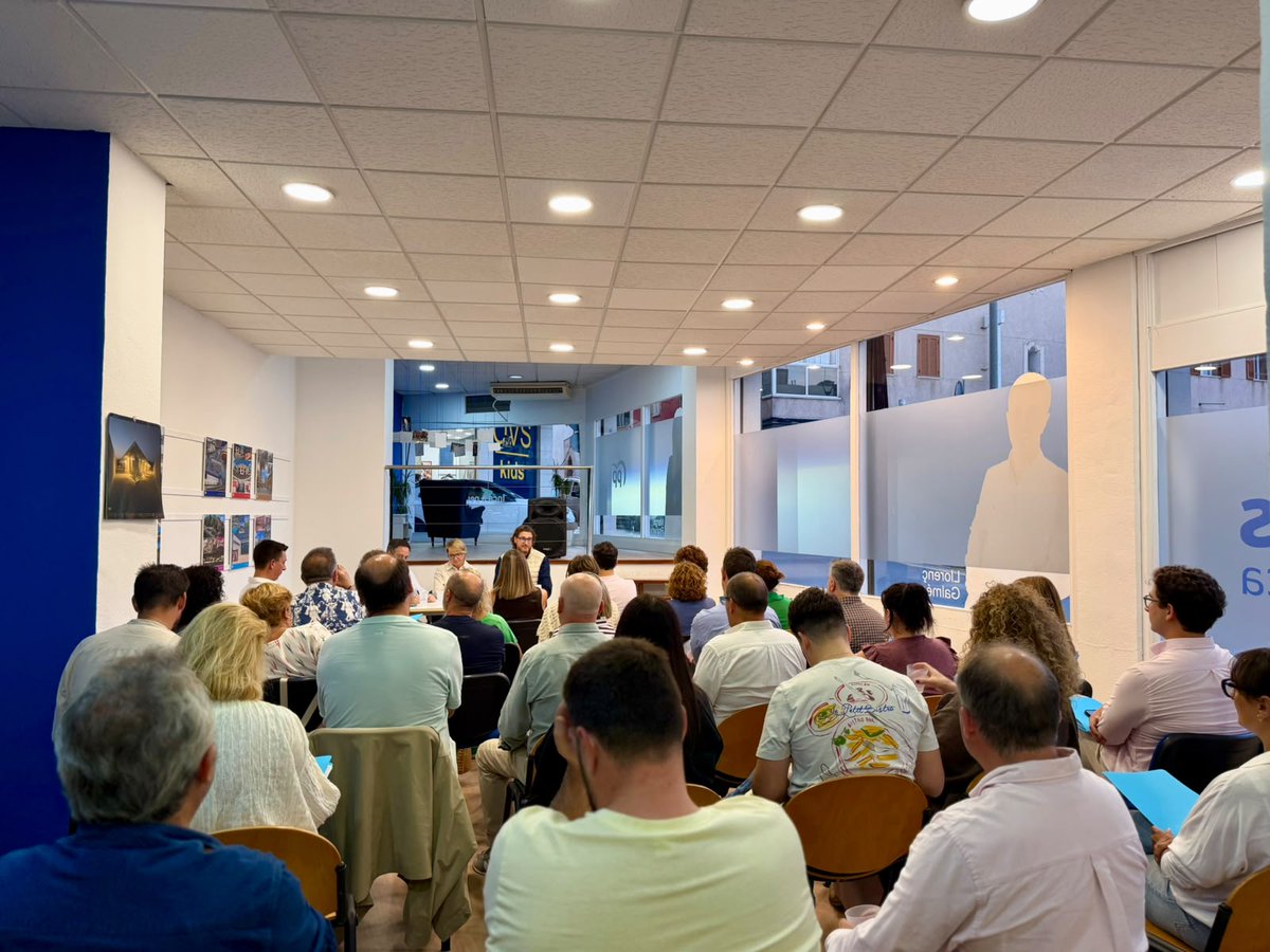 ppbalears's tweet photo. ✅ Posam en marxa la maquinària electoral per impulsar el canvi a Espanya el 29N.

Mantenim una reunió de coordinació electoral a Inca amb representants dels municipis de la comarca, amb un únic objectiu: posar fi a vuit anys de sanchisme i aconseguir que Alberto Núñez Feijóo sigui el pròxim president del Govern.

https://t.co/jdbqToFucs
