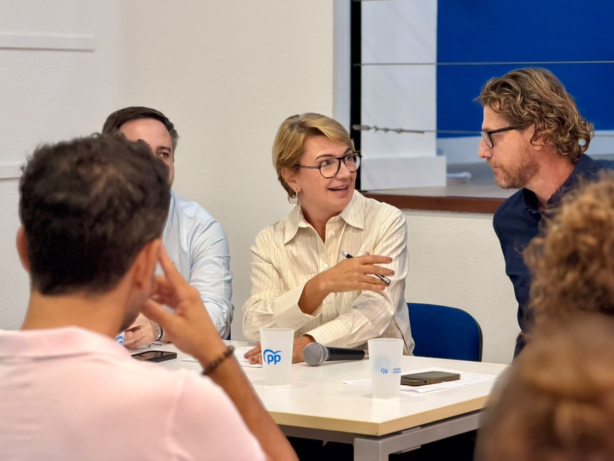ppbalears's tweet photo. ✅ Posam en marxa la maquinària electoral per impulsar el canvi a Espanya el 29N.

Mantenim una reunió de coordinació electoral a Inca amb representants dels municipis de la comarca, amb un únic objectiu: posar fi a vuit anys de sanchisme i aconseguir que Alberto Núñez Feijóo sigui el pròxim president del Govern.

https://t.co/jdbqToFucs