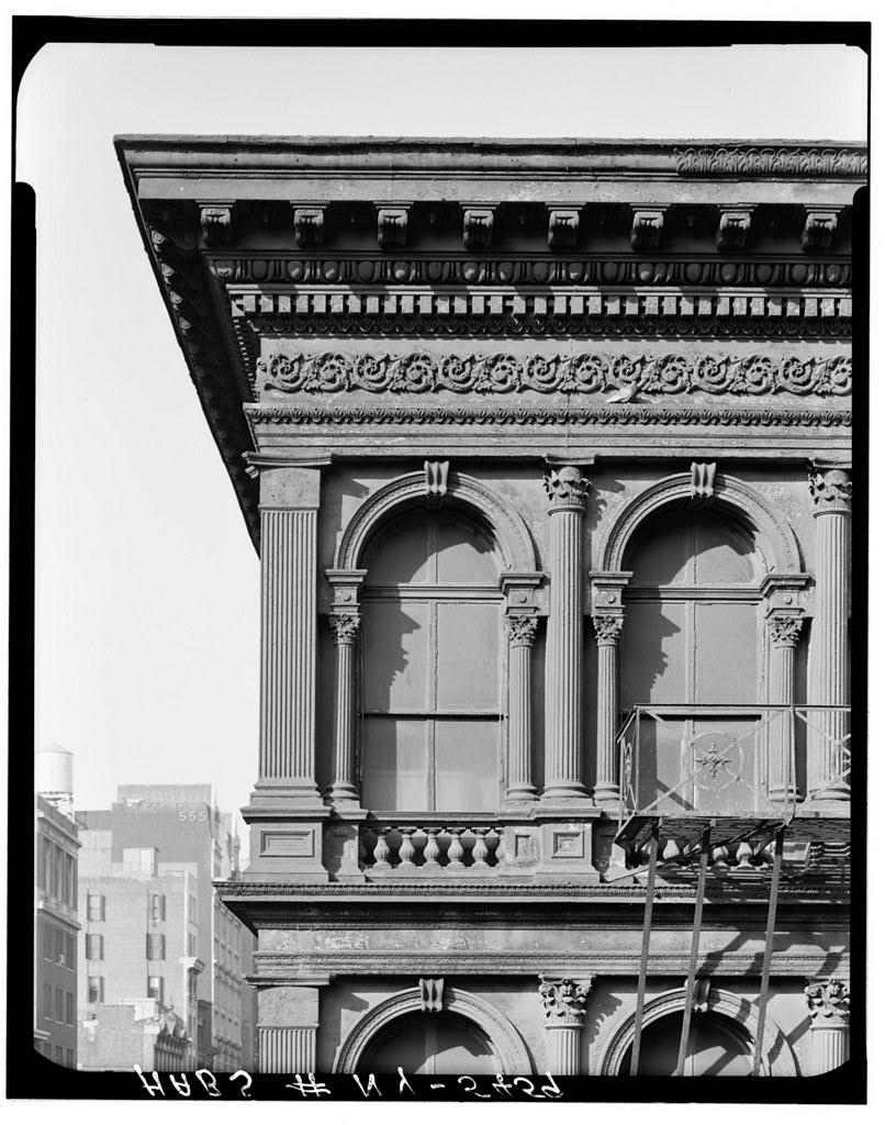 retronyc0's tweet photo. The Haughwout building at Broadway and Broome was built in 1857 for a firm selling china, crystal and silver. Its cast-iron façade gave fragile merchandise a rather formidable address.

The photographs show the whole corner and the cornice’s close detail. https://t.co/3BMz1p1xKC