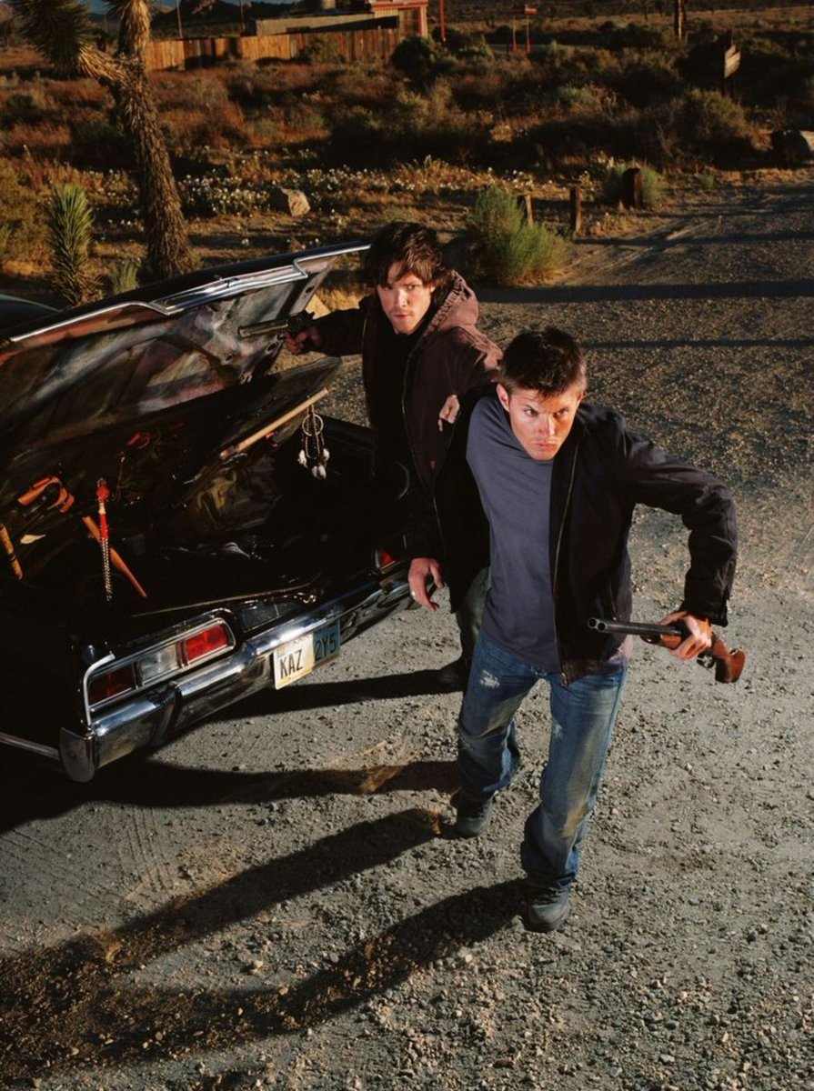 spn_aesthetic's tweet photo. "Supernatural" is the longest-running American fantasy series https://t.co/iu2qUelbLG