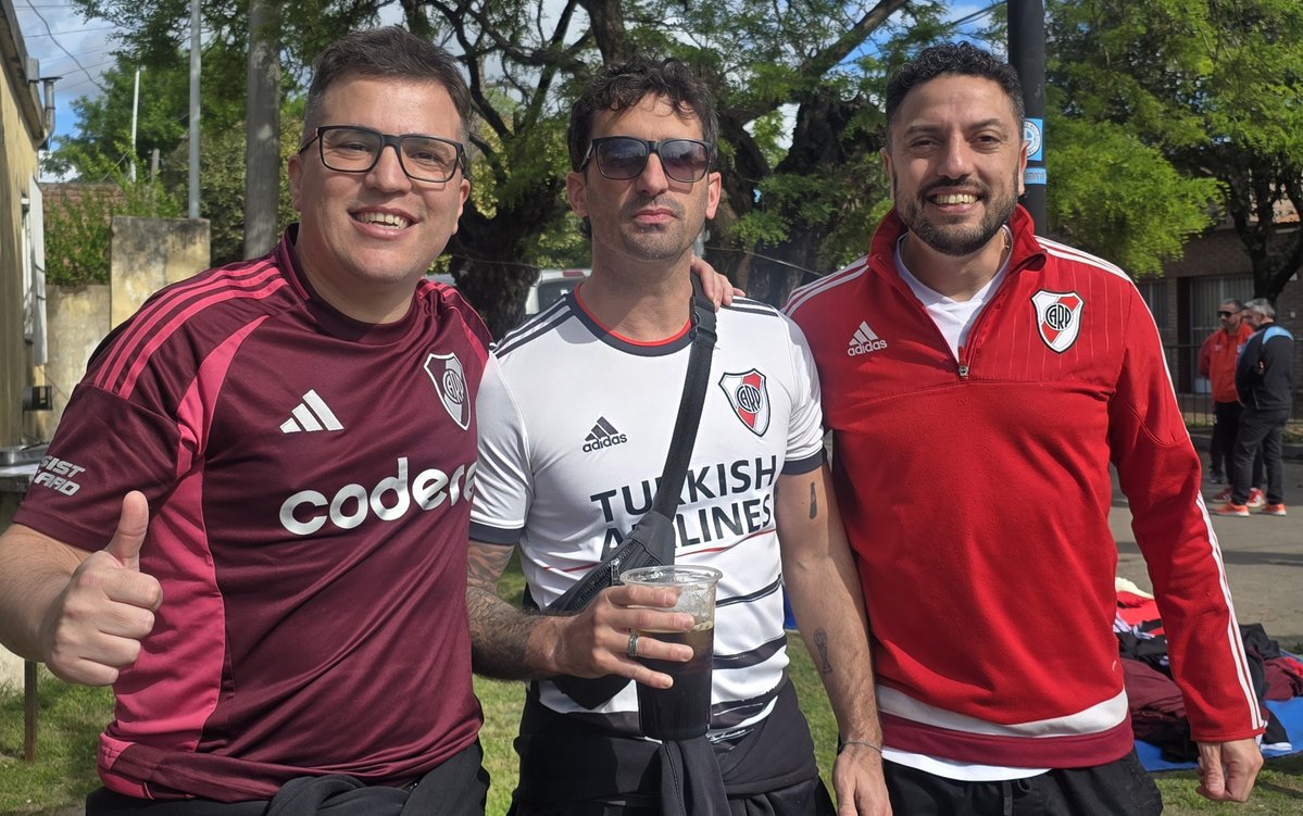 RiverLPM's tweet photo. ¡SOMOS LOCALES EN JUNIN! 🤍❤️🤍 https://t.co/3np2Xih1Lz