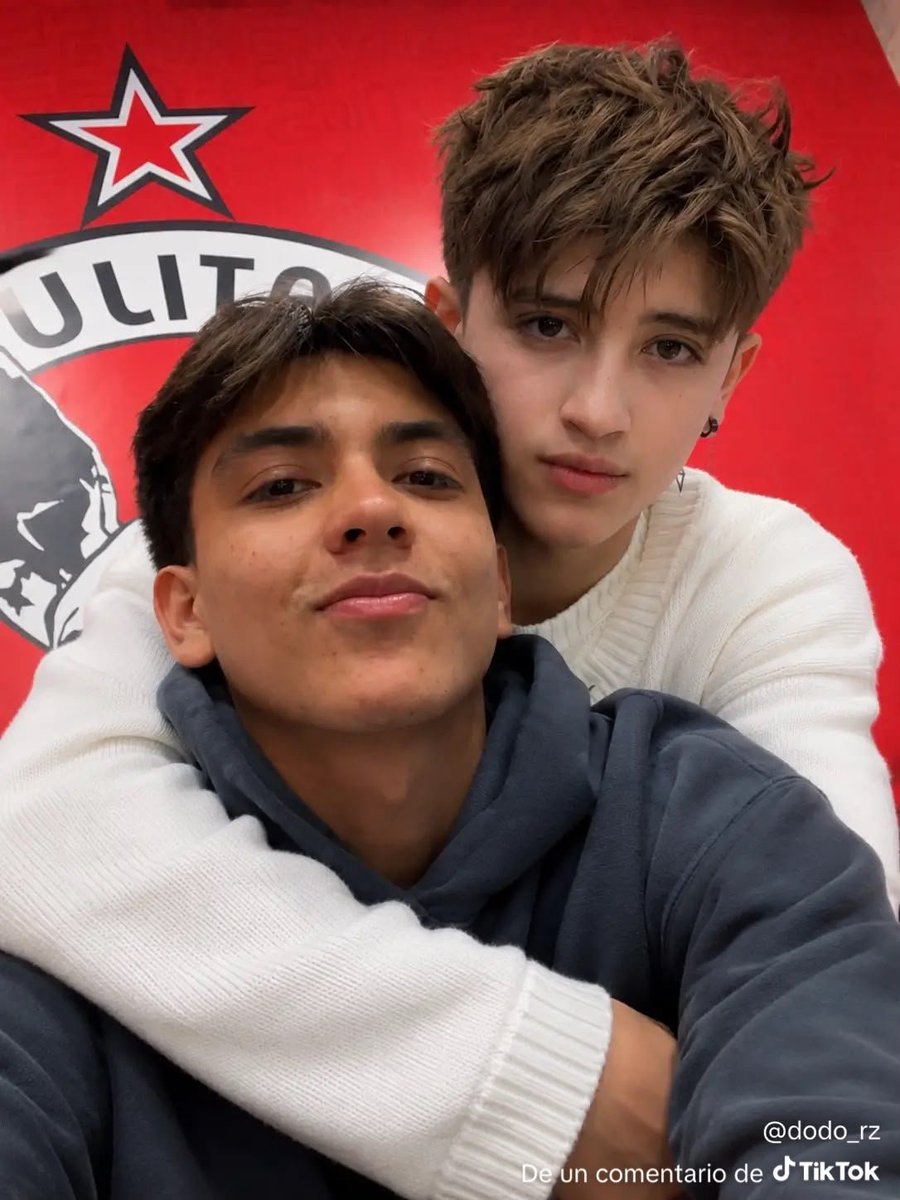 YaradeGutii's tweet photo. Hoy mi hijito precioso cumple 18 añitos, ya puede votar y antes de eso les dio una tremenda revolcada a Sudáfrica, Corea, Ecuador e Inglaterra y goleo a Colombia consiguiendo un empate.
Te quiero montones Gigi, me siento demasiado orgullosa de ti y se que llegarás lejos mvd ❤️‍🩹 https://t.co/Vs7SsWw5oF