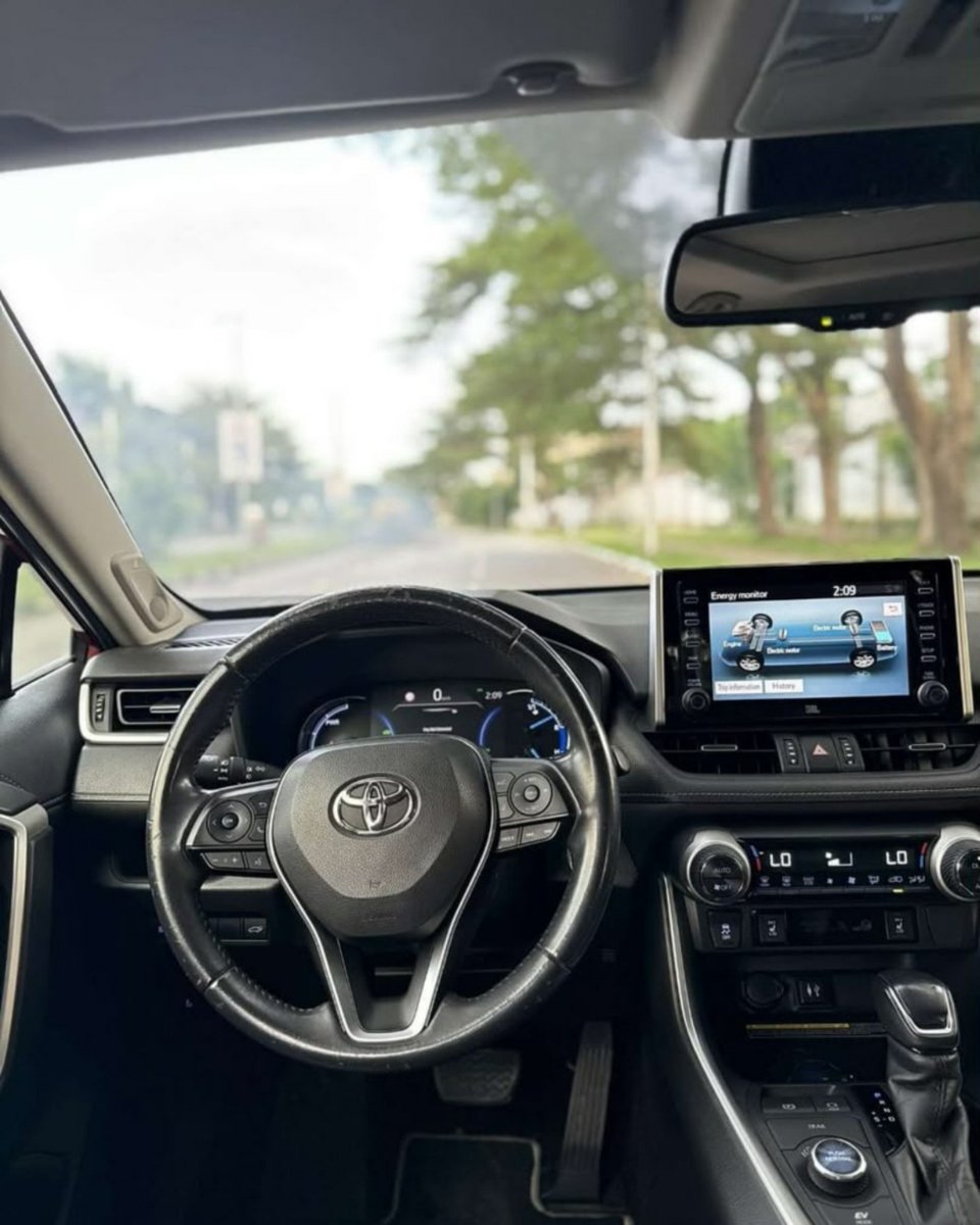 motheronearthX's tweet photo. 2020 Toyota Rav-4 Hybrid 
New entry 
Full option 
42.1m https://t.co/dwnrke3yoz