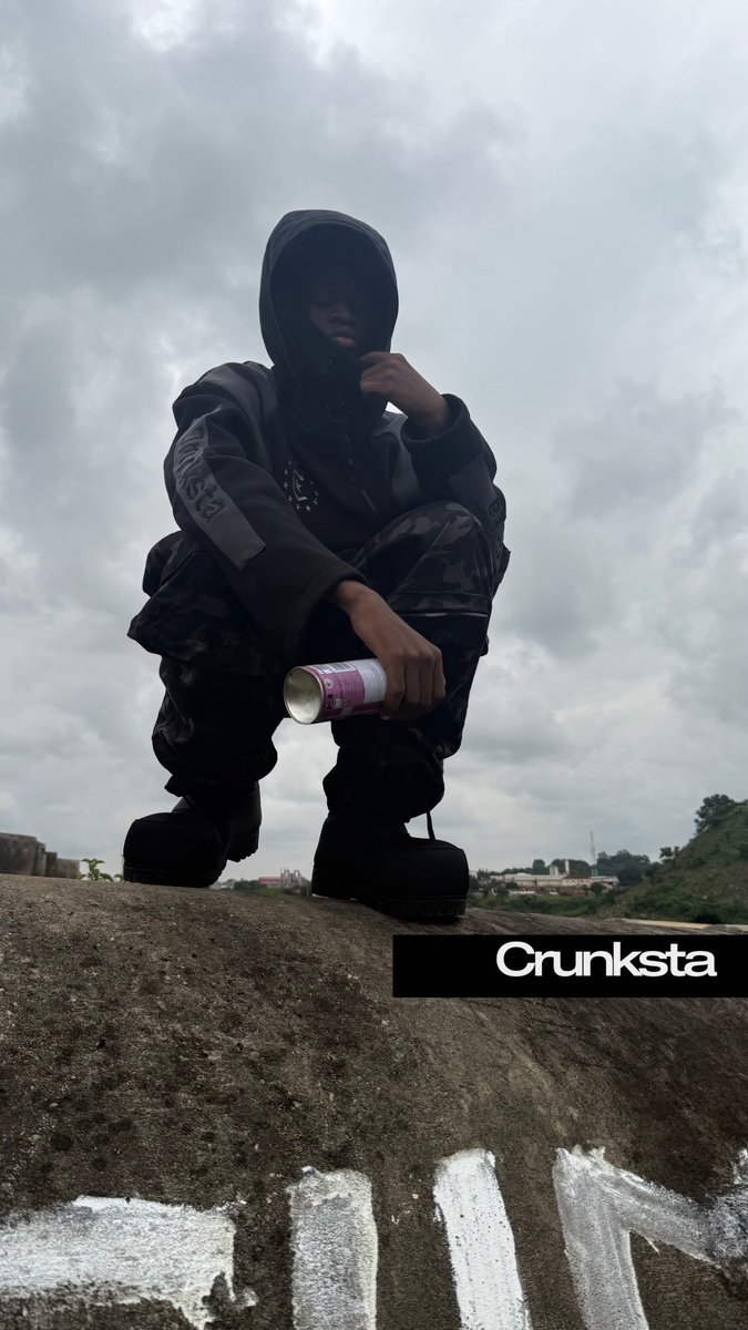 crunksta01's tweet photo. Militia hoodie online Saturday 7pm WAT https://t.co/orogedm74r