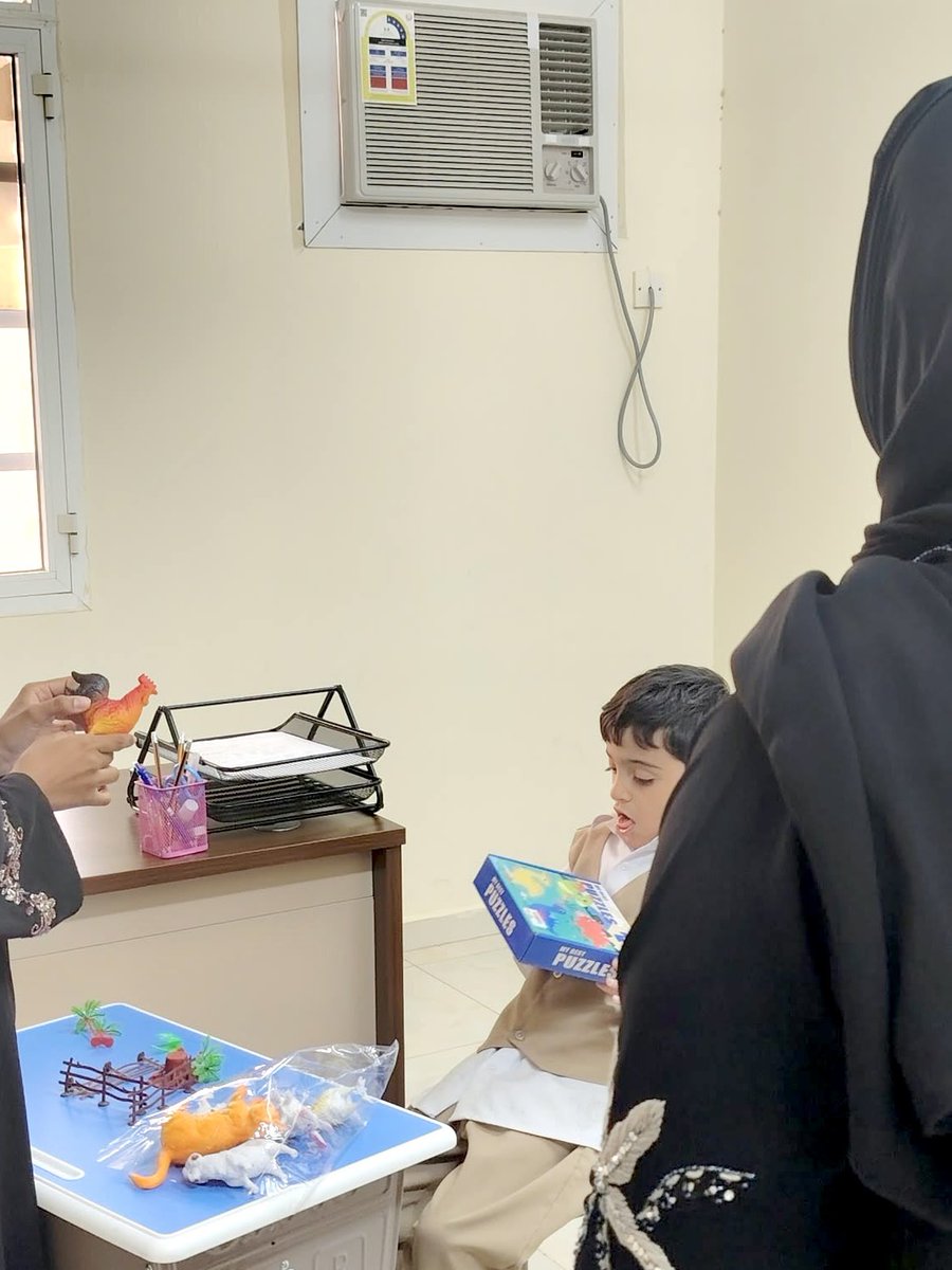 Rowad_Alhemam's tweet photo. تشرفت مدرسة رواد الهمم ( فرع المضيبي ) 
بزيارة  د.منى البراشدي ( رئيسة قسم تطوير الاداء 
المدرسي بدائرة التربية الخاصة بديوان عام الوزارة ) 
برفقة د.هدى البوسعيدي( رئيسة قسم
برامج التربية الخاصة بمحافظة شمال الشرقية) https://t.co/yHOvLdPUrK