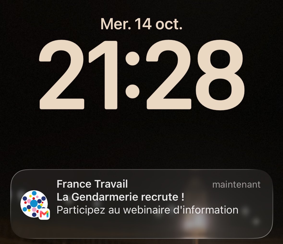 miamtsu's tweet photo. on a dit désespérée mais ya des limites mgl https://t.co/mGsdBTbuge