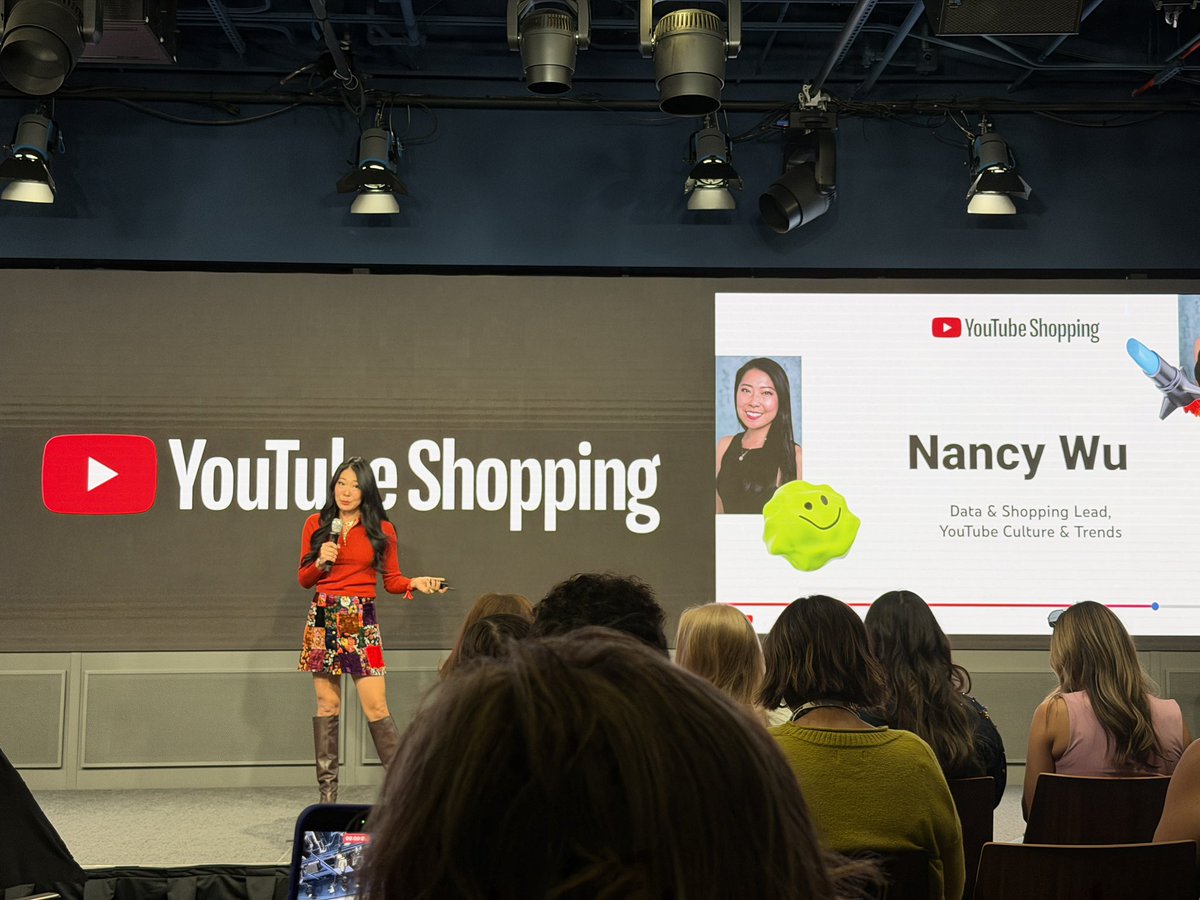 robertoblake's tweet photo. The 4 Largest Forces that drive Sales and Conversions on YouTube:

- Creators
- Community
- Content Formats 
- Product Trends 

“67% of buyers prefer to watch YouTube reviews and videos prior to buying”

- Nancy Wu, YouTube Head of Culture & Trends 

#YouTubeShopping #YouTube #HolidayHouse