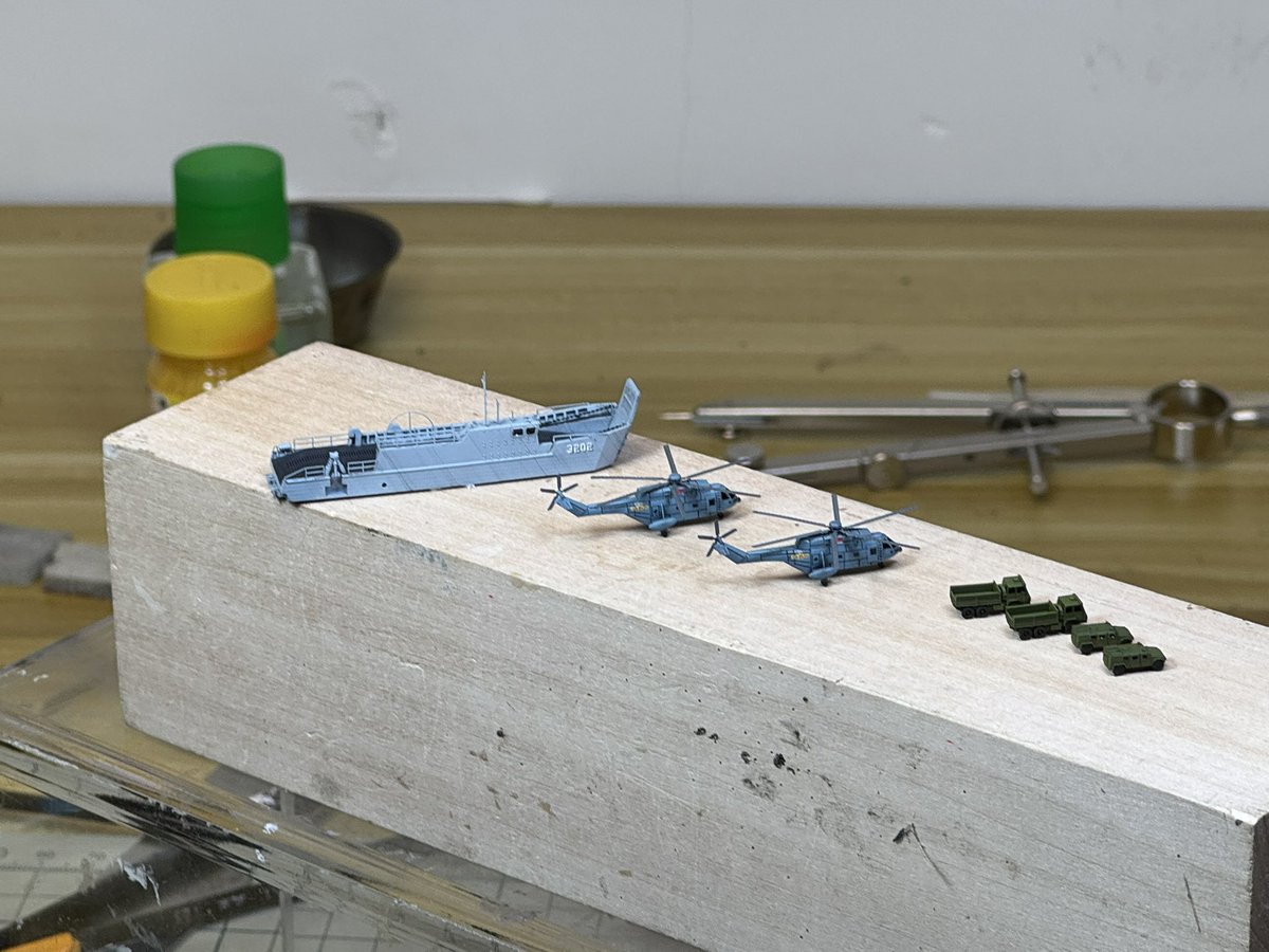 SHOKAKU_NANODAA's tweet photo. [1/700 Type 071 LPD WIP]

All accessories have been painted.

#scalemodel  #shipmodel #艦船模型 #scalemodelling #scalemodeling https://t.co/G0XFddxznI