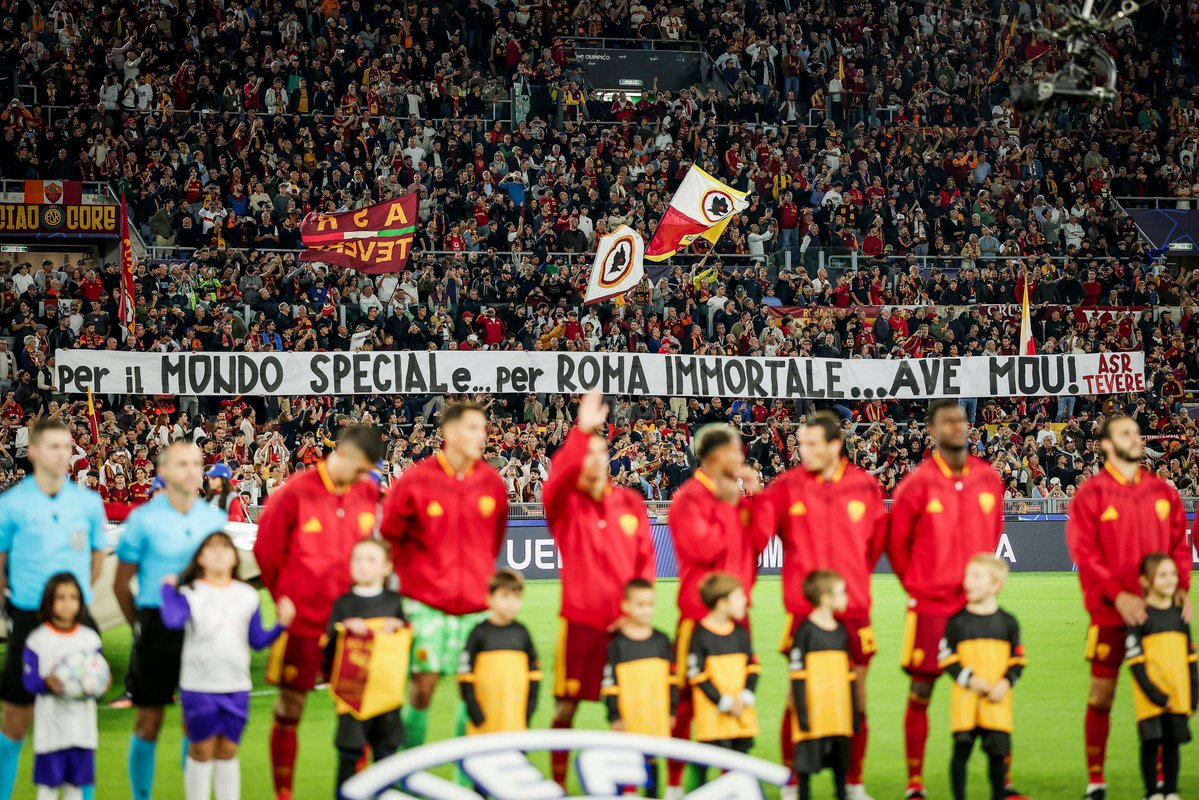 tavodefreitas_'s tweet photo. Para el mundo especial, para Roma inmortal.

AVE MOU! https://t.co/yrOyidGzne