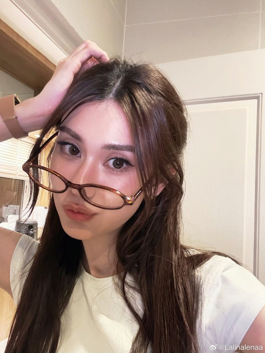 lenas_hair's tweet photo. GOOD MORNING TO HER ONLY THE REST OF YOU CAN GO BACK TO SLEEP https://t.co/nPnGQgaTSH